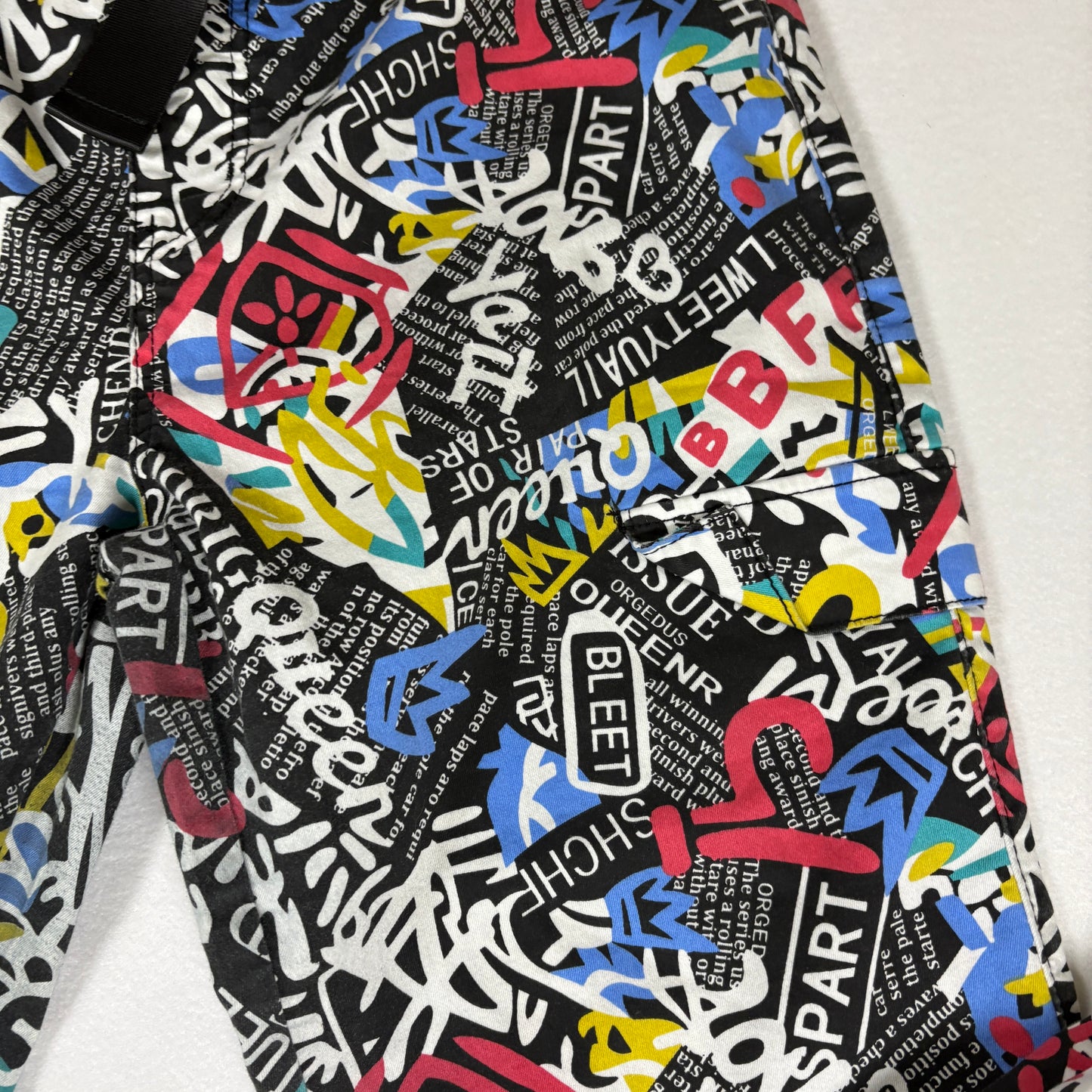 VIP Pants Graffiti Print Joggers Streetwear Black Multi Color Size 15/32