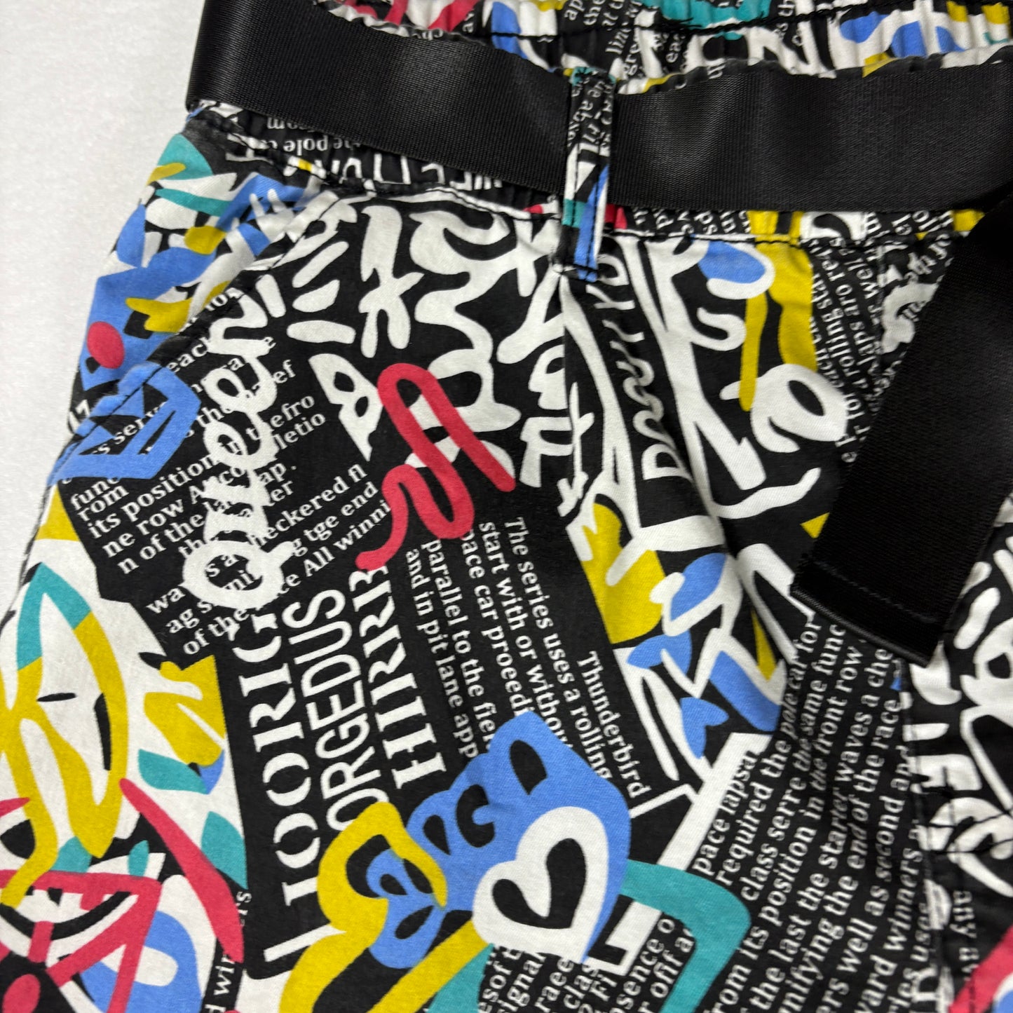 VIP Pants Graffiti Print Joggers Streetwear Black Multi Color Size 15/32