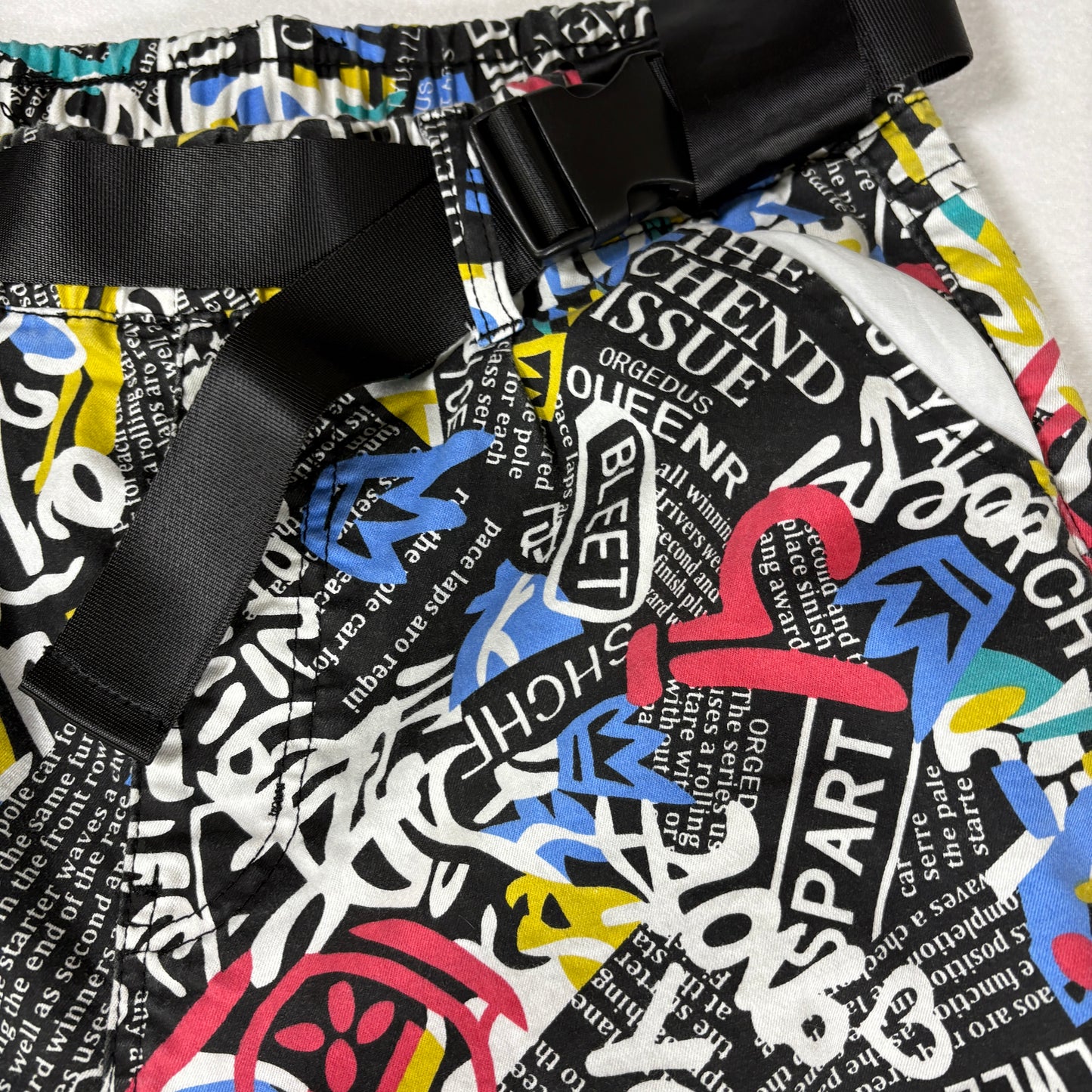 VIP Pants Graffiti Print Joggers Streetwear Black Multi Color Size 15/32