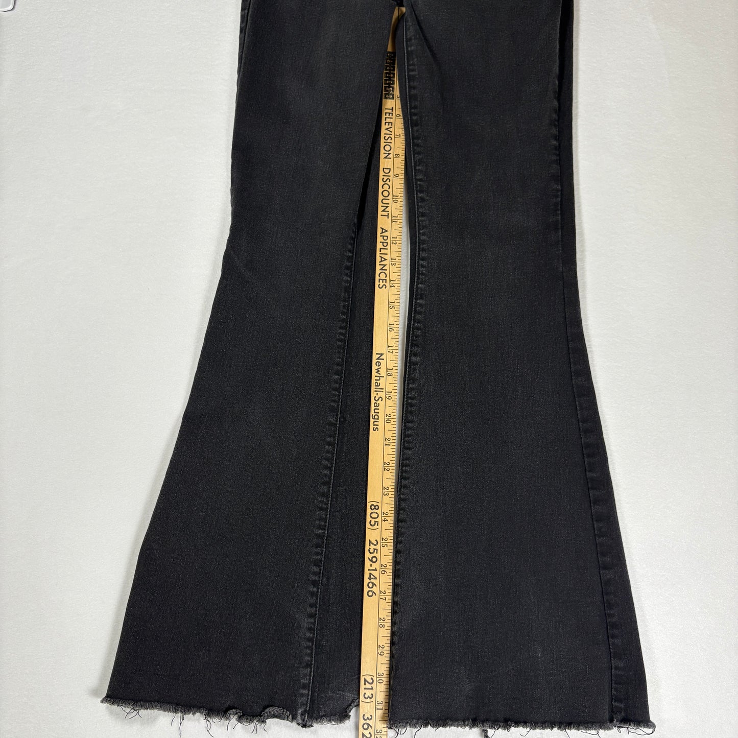 YMI Jeans Women’s 11/30 Black Flare Bootcut Distressed Raw Hem High Rise Pants