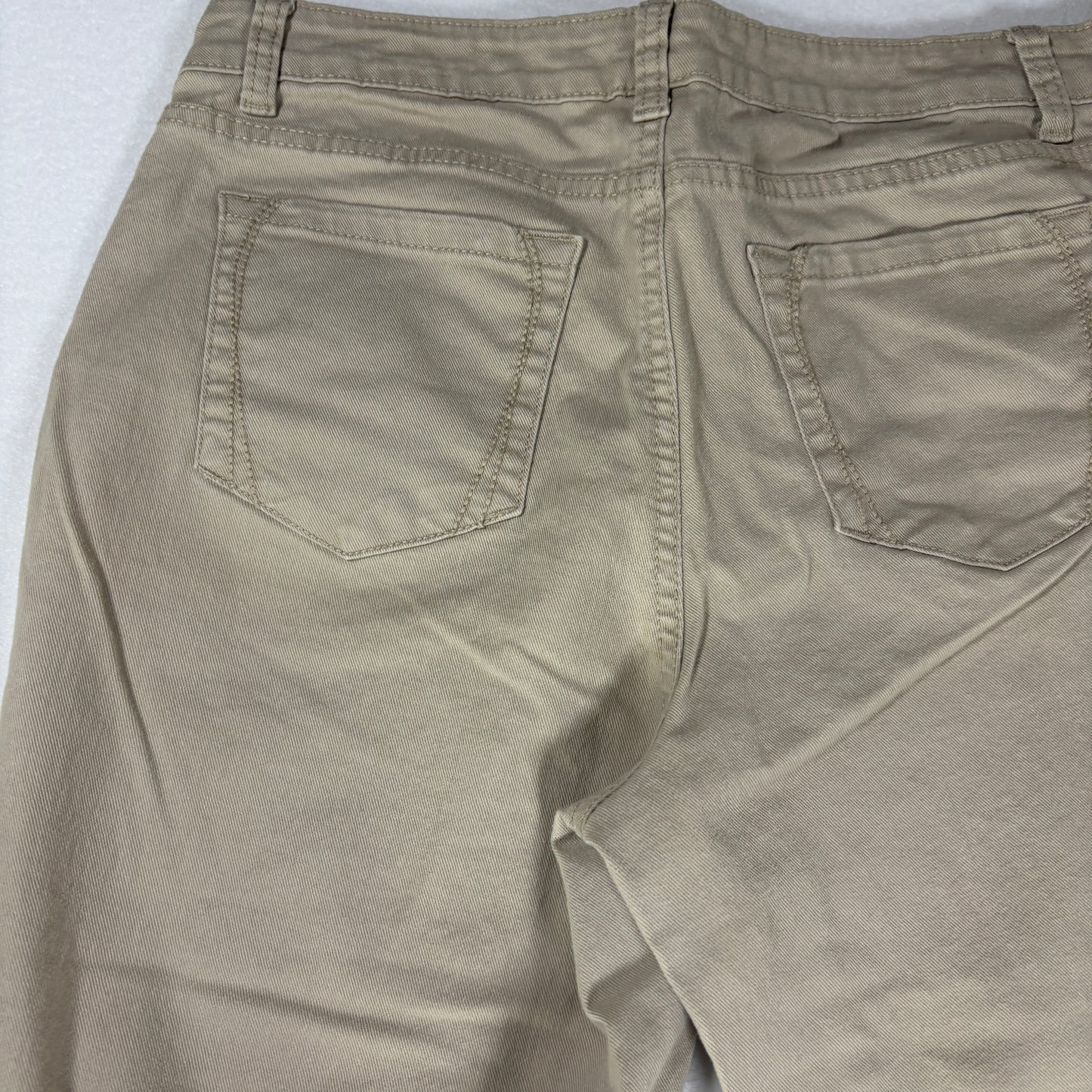 Croft & Barrow Pants Women’s 12 Capri Classic Fit Khaki Stretch Casual