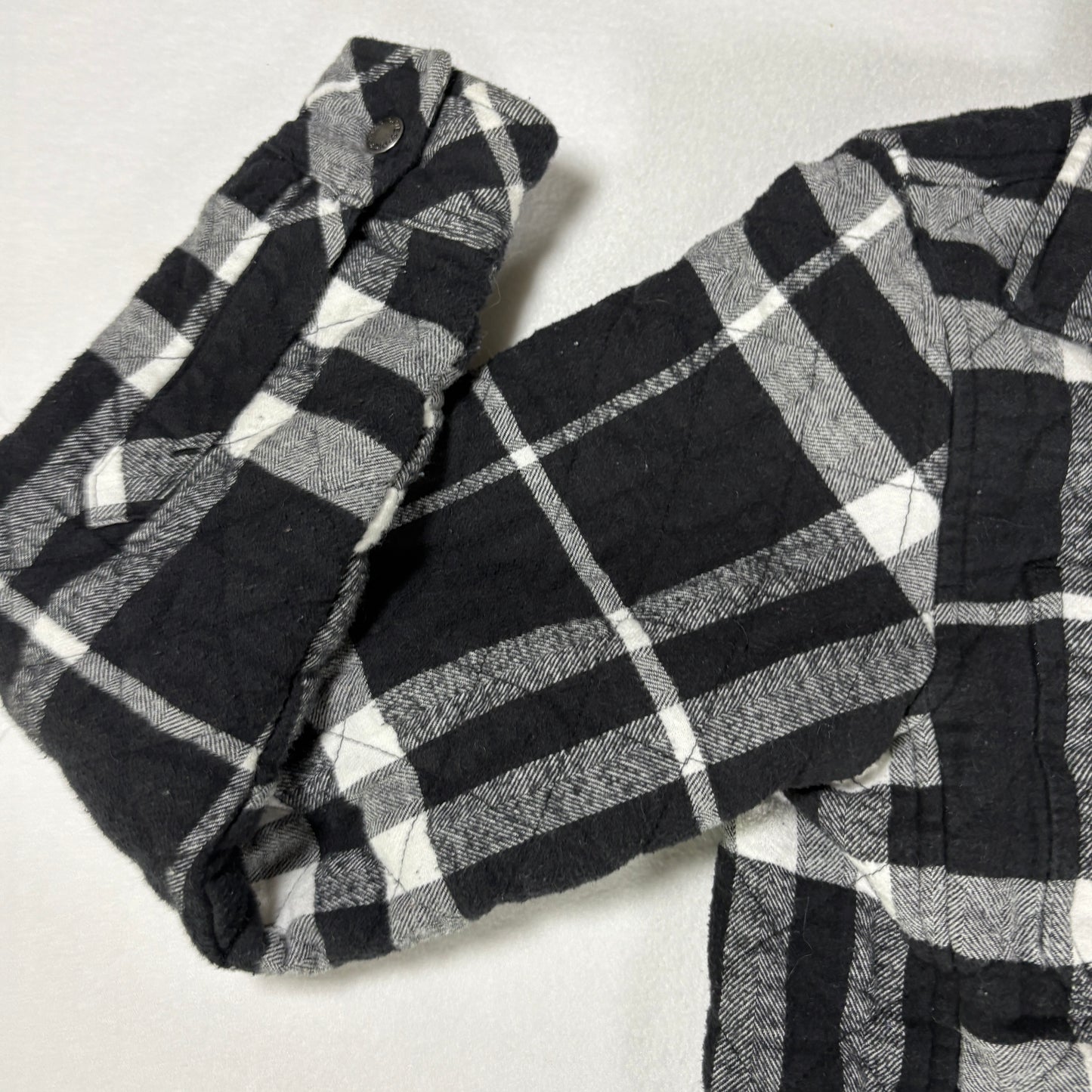 Dickies Flannel Jacket Women’s Small Black Gray Plaid Quilted Lined Shacket