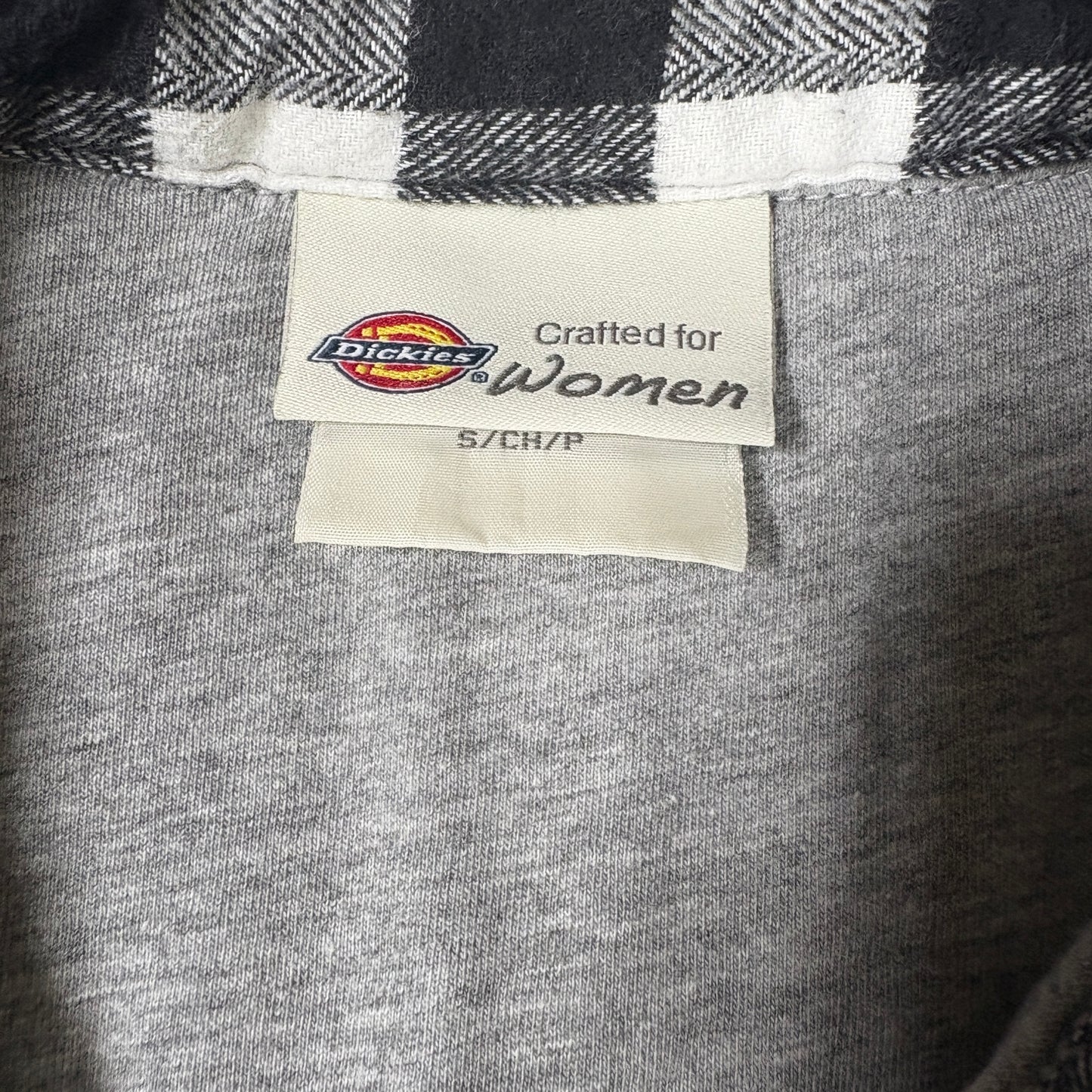 Dickies Flannel Jacket Women’s Small Black Gray Plaid Quilted Lined Shacket