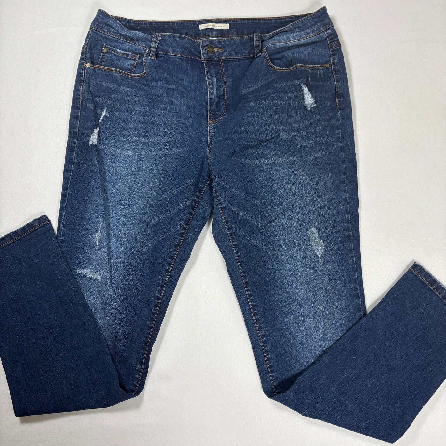 Canyon River Blues Women’s Jeans Size 14 Blue Distressed Stretch Denim Casual