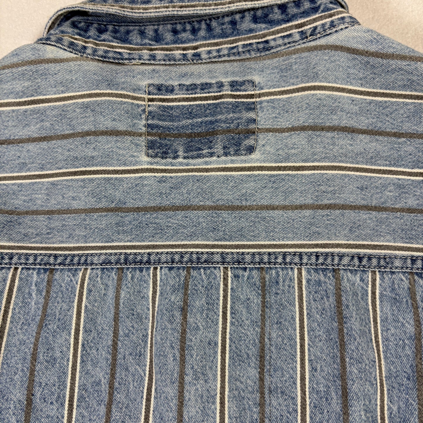 Levis mens XL denim shirt striped button up 90s Y2K grunge vintage workwear USA