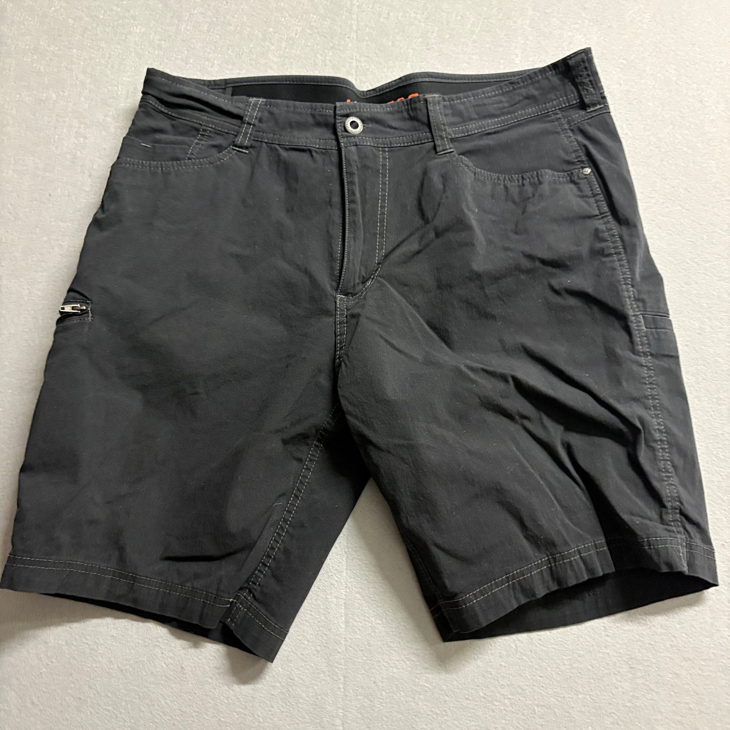 Hawke & Co Black Performance Cargo Shorts Tag 34 Fits Like 33x9 Stretch