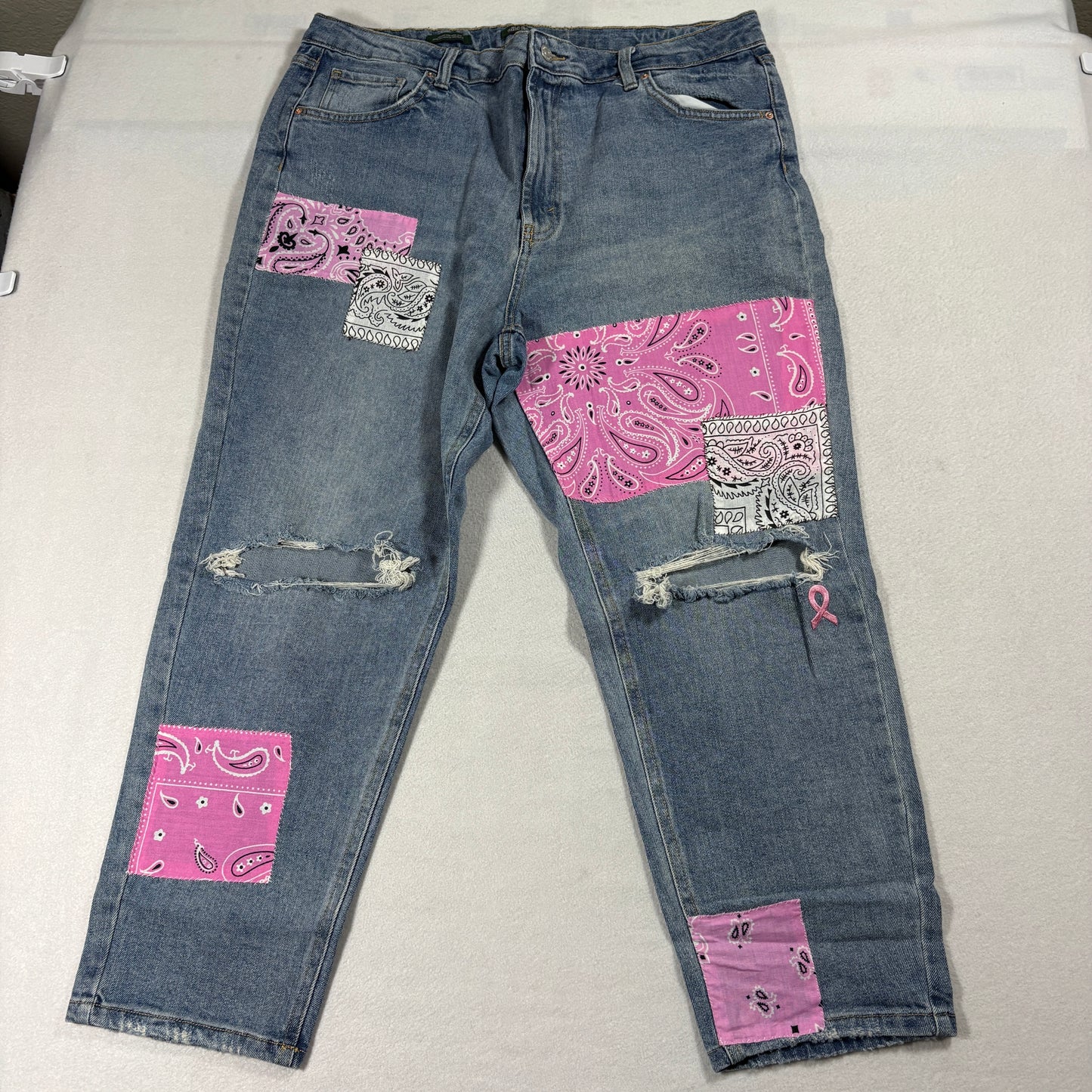 Wild Fable Mom Jeans Womens 18 Bandana Patchwork Pink Distressed Y2K Grunge