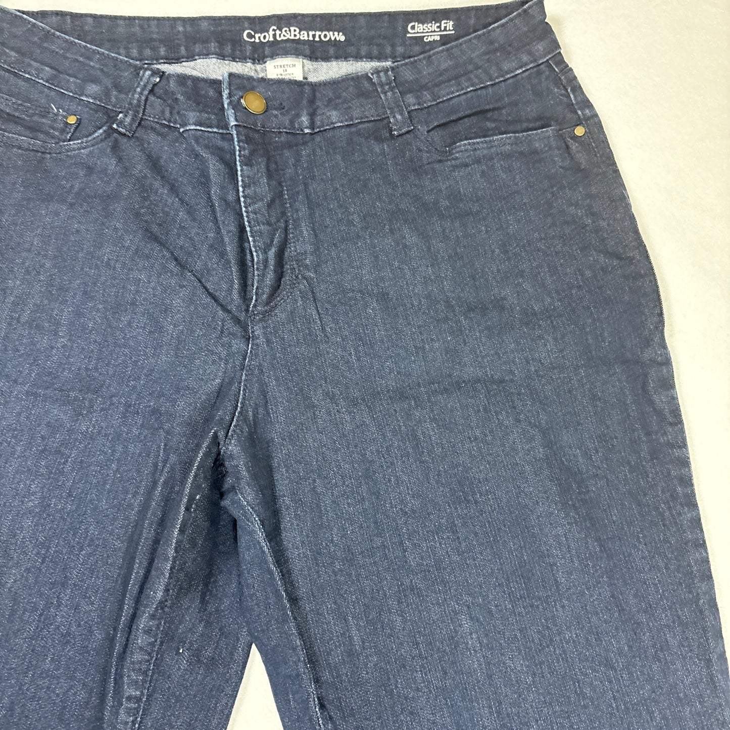 Croft & Barrow Women’s Capri Jeans Size 14 Classic Fit Stretch Dark Wash Denim