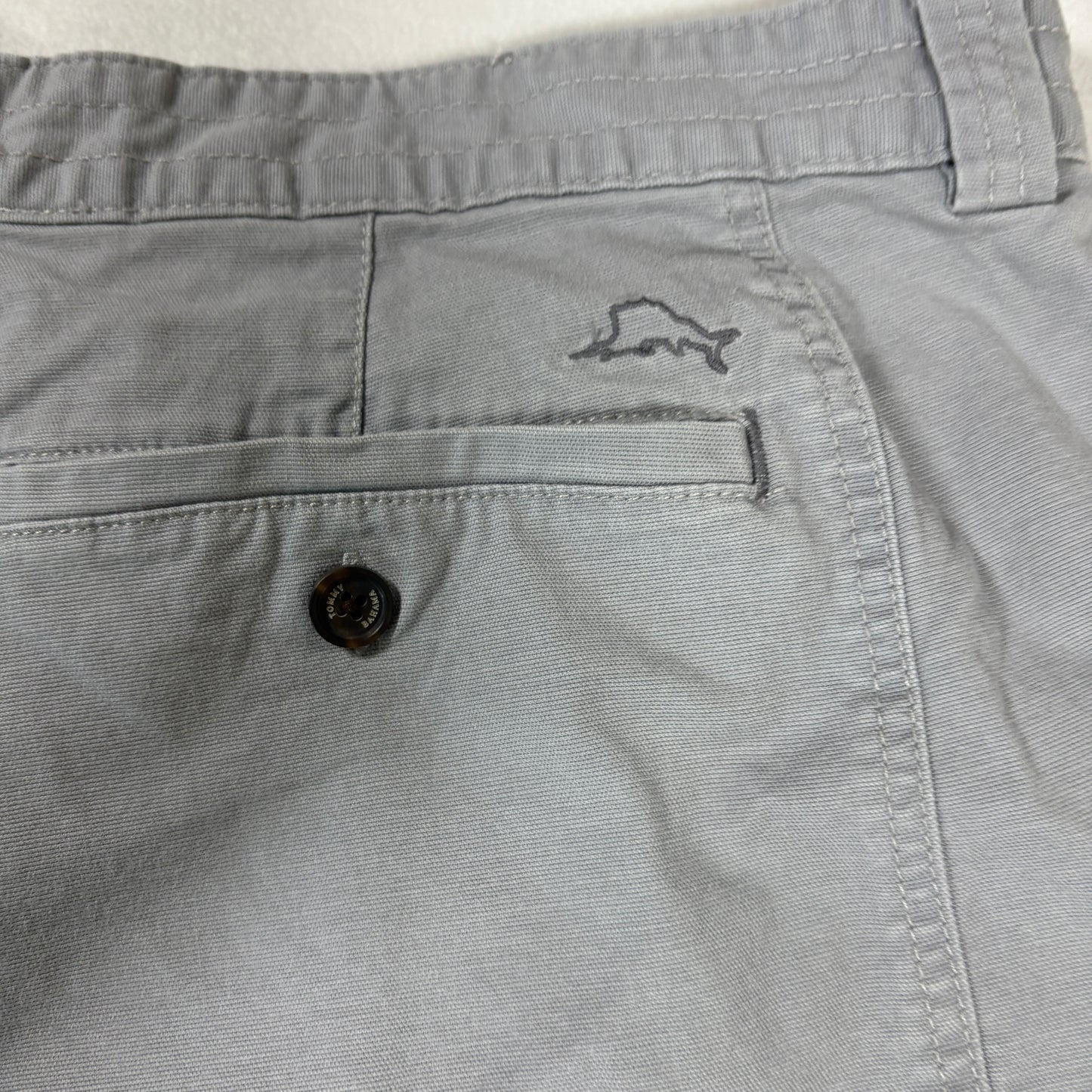 Tommy Bahama Cargo Shorts Mens 32 Gray Relaxed Fit Cotton Casual Outdoor Pockets