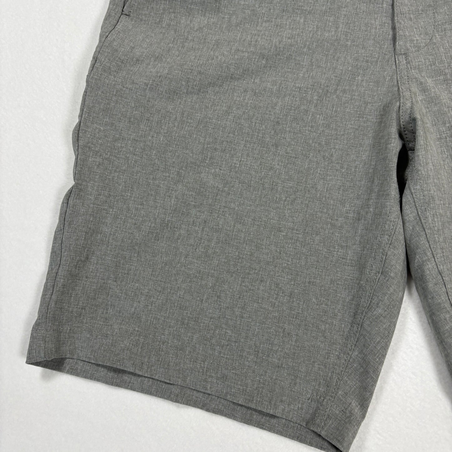 Volcom Shorts Mens 32 Gray Surf & Turf Hybrid 4 Way Stretch Casual Boardwalk