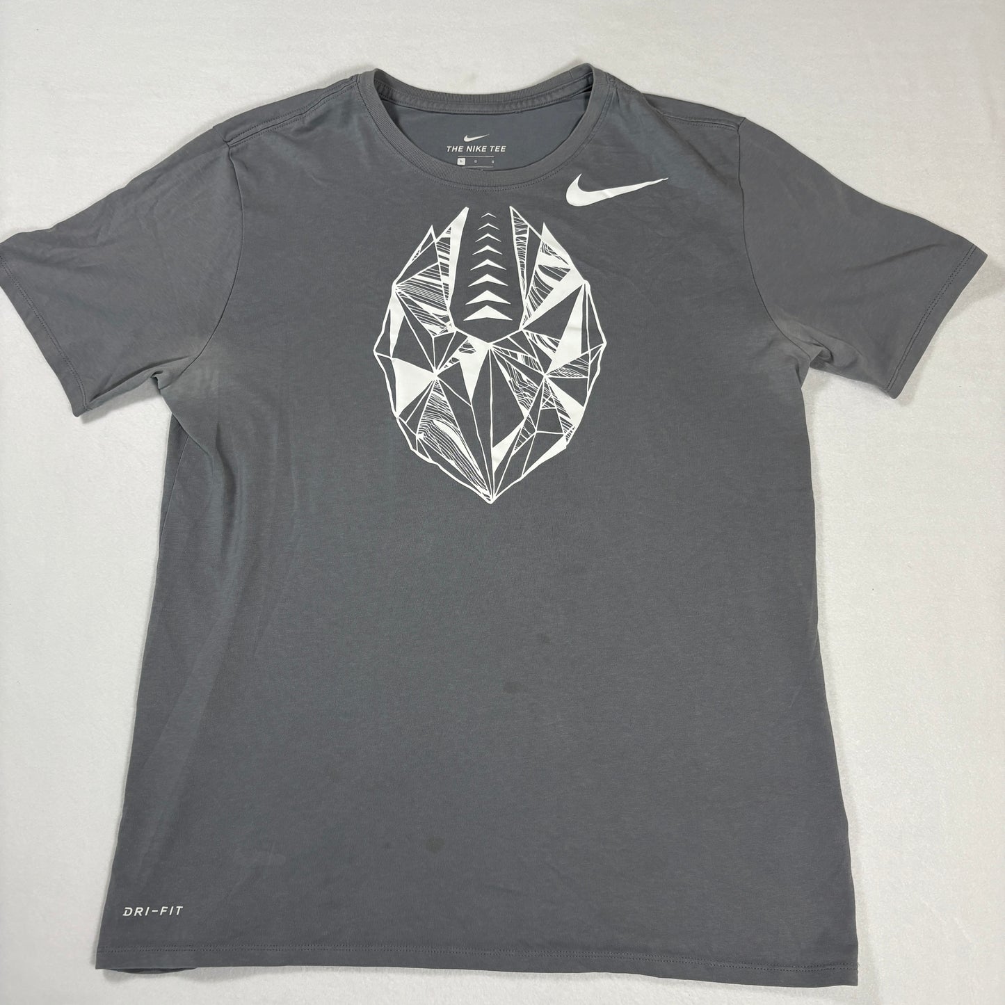 Nike Dri-FIT T-Shirt Mens Large Gray Athletic Cut Graphic Training Sports Tee