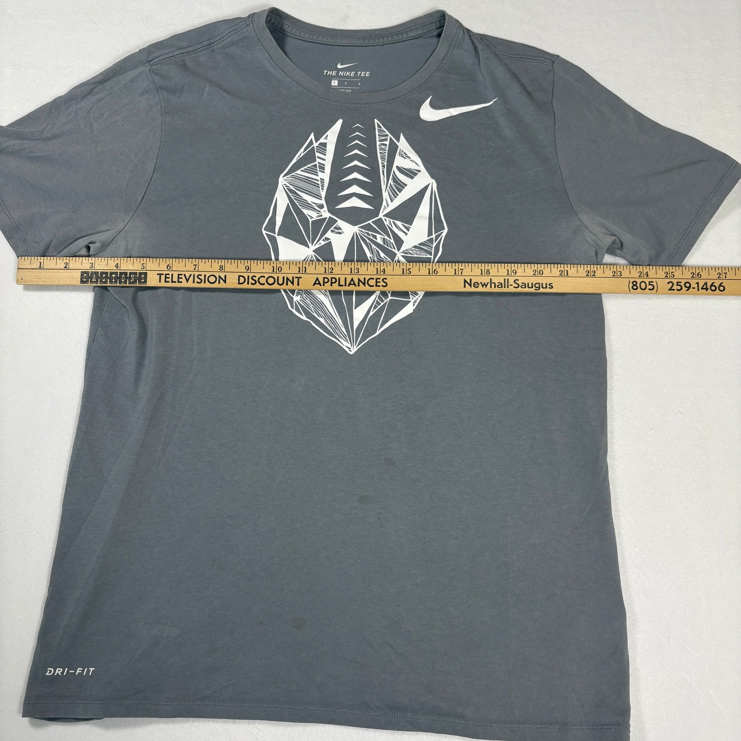 Nike Dri-FIT T-Shirt Mens Large Gray Athletic Cut Graphic Training Sports Tee