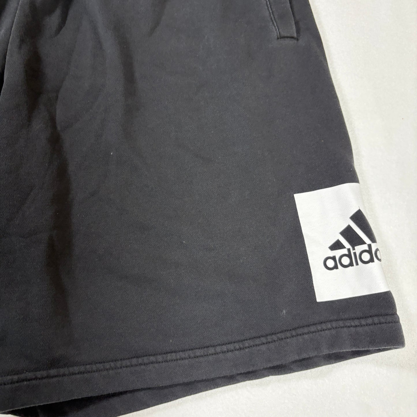 Adidas Shorts Mens XL Black Athletic Gym Training Logo Lounge Activewear