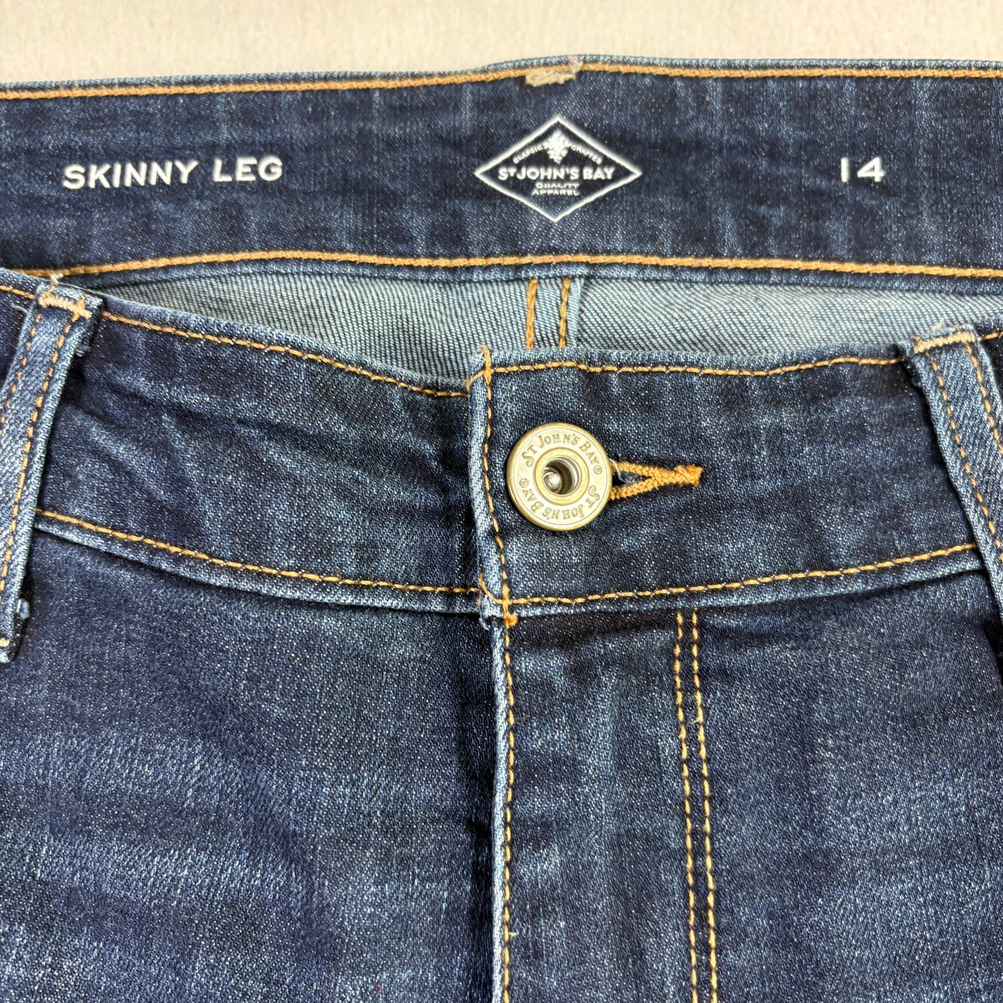 St Johns Bay womens jeans size 14 dark wash skinny leg stretch denim Y2K