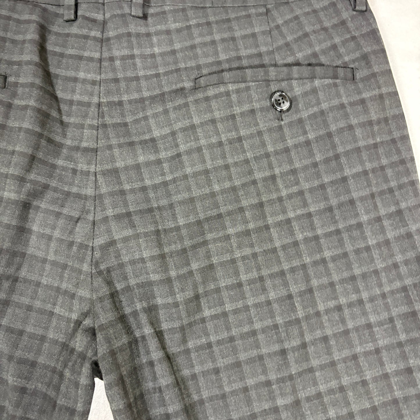 Kenneth Cole Reaction Pants 36x29 Gray Plaid Dress Slacks Flat Front Stretch
