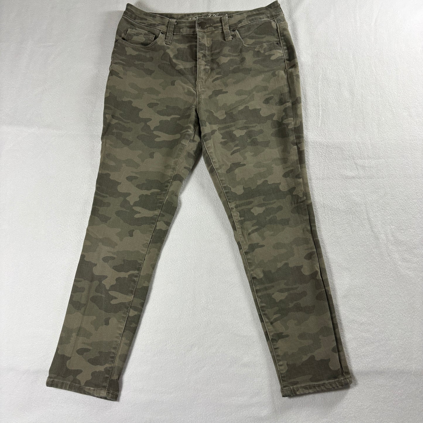 Universal Thread Camo Skinny Pants Womens Y2K Streetwear Stretch Denim Vintage!!