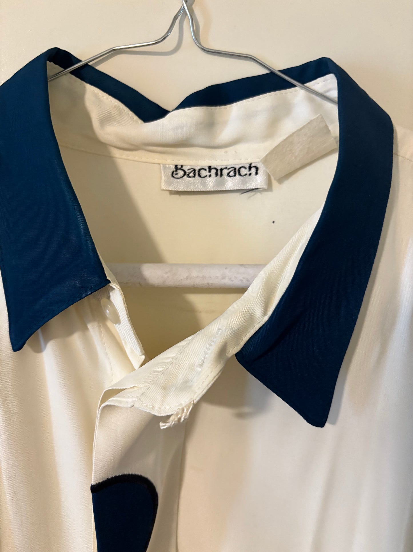 Vintage Bachrach Colorblock Button-Up Shirt – Retro 90s Blue Black White Long Sleeve Dress Shirt