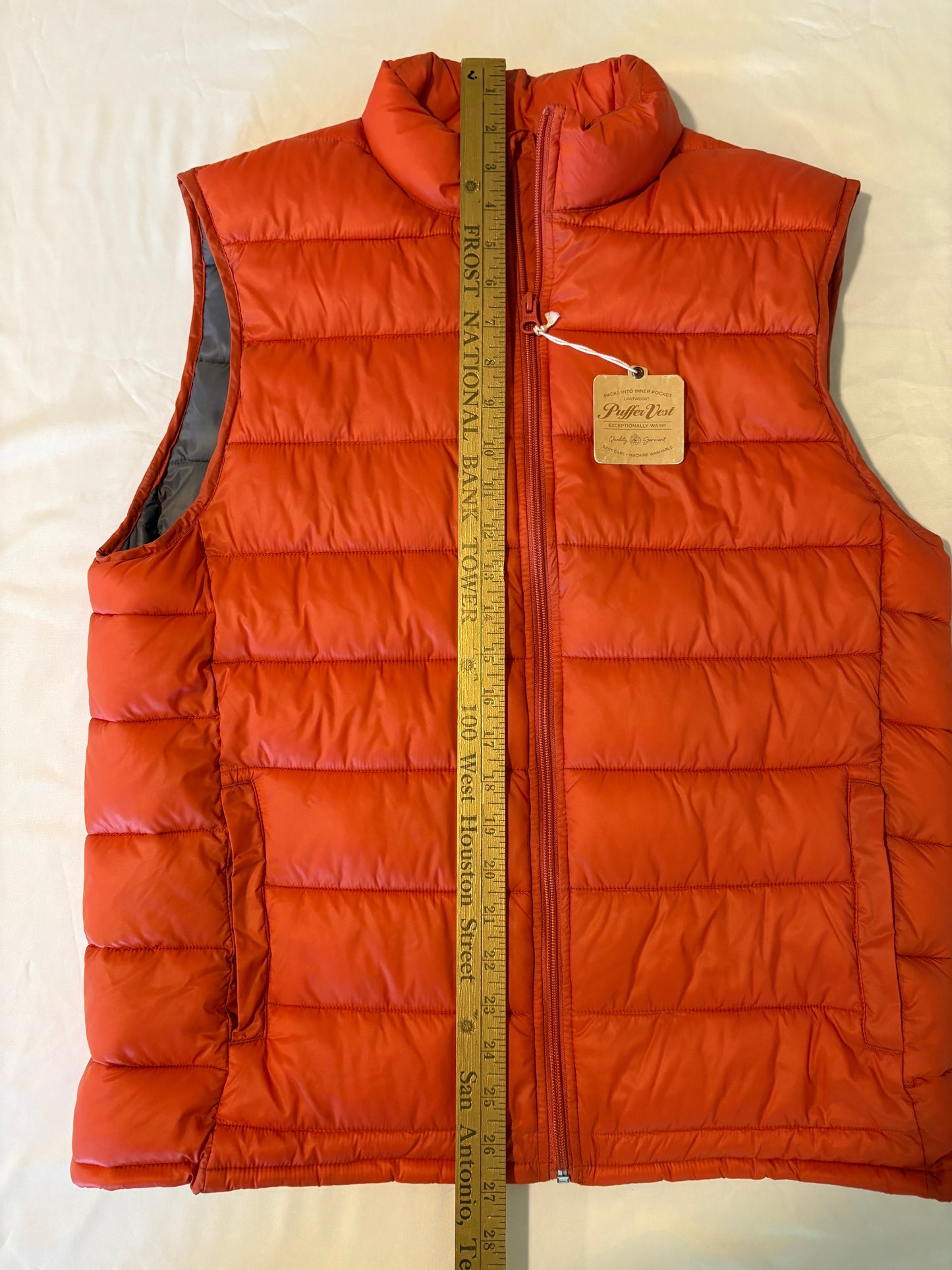 Sonoma Life + Style Orange Puffer Vest Men’s Medium M NWT Lightweight Warm Packable