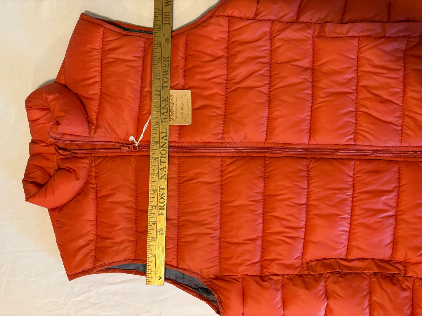 Sonoma Life + Style Orange Puffer Vest Men’s Medium M NWT Lightweight Warm Packable