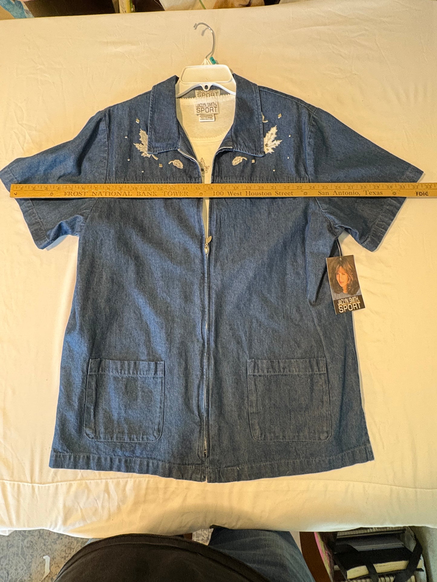 Jaclyn Smith Sport Denim Jacket Shirt Women's Size Large NWT Embellished Tee Attached
