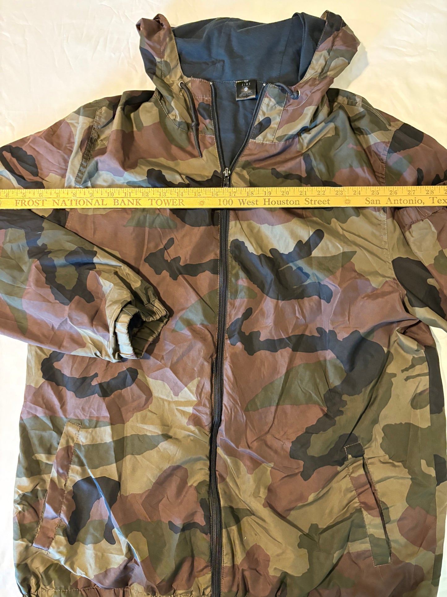 Zine Men’s XL Camo Windbreaker Jacket Hooded Zip Up Lightweight Lined