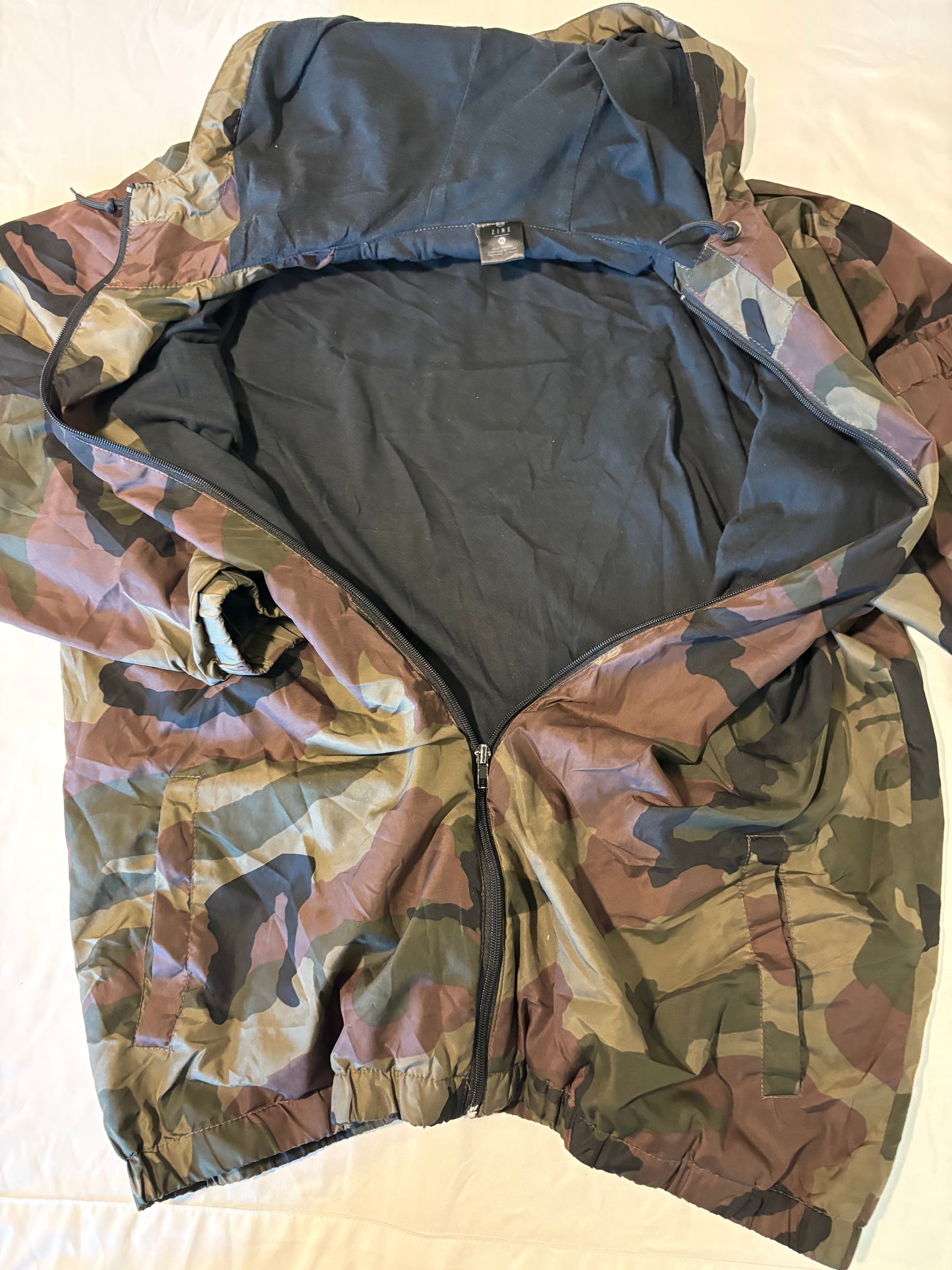 Zine Men’s XL Camo Windbreaker Jacket Hooded Zip Up Lightweight Lined