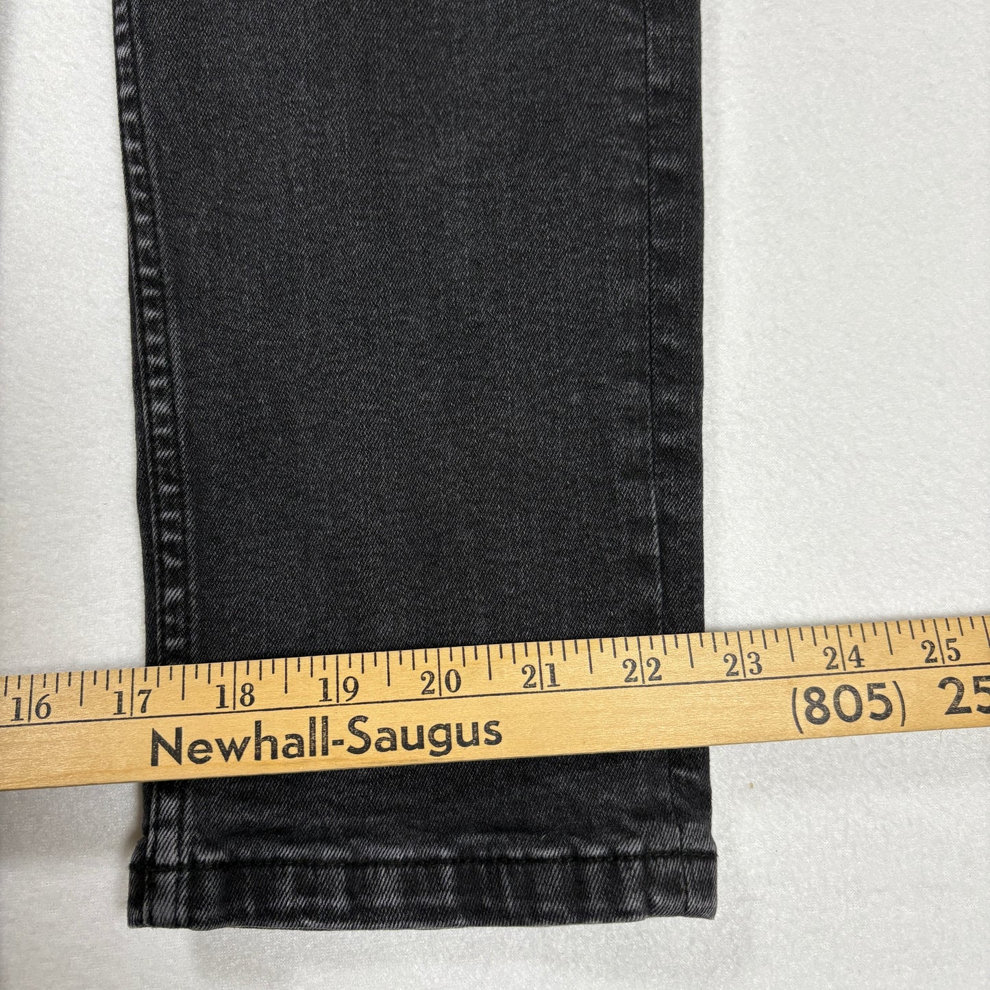 DKNY mens black denim jeans size 32x30 skinny fit Y2K vintage grunge stretch