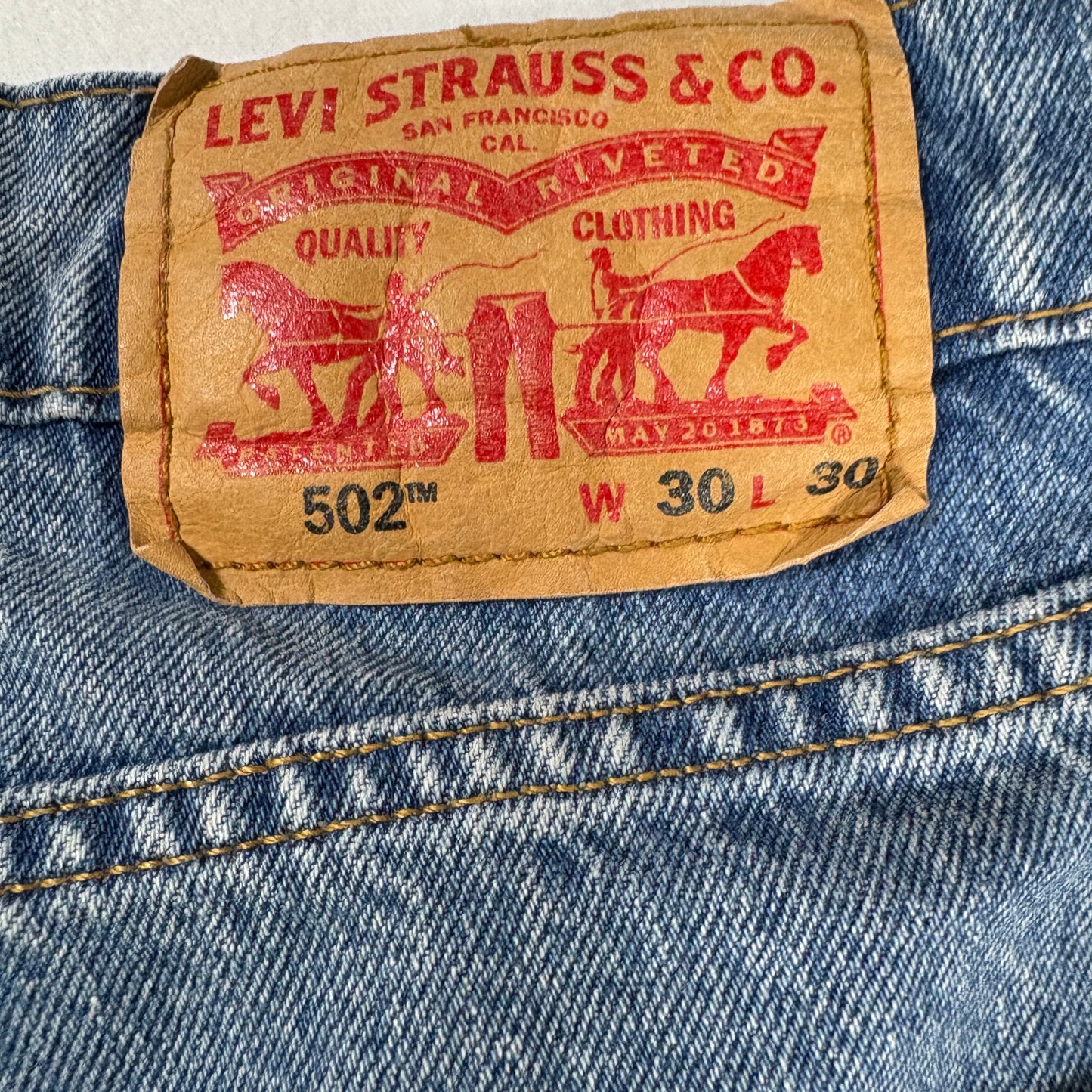 Levi’s mens 502 blue denim jeans size 30x30 tapered Y2K vintage grunge faded wash
