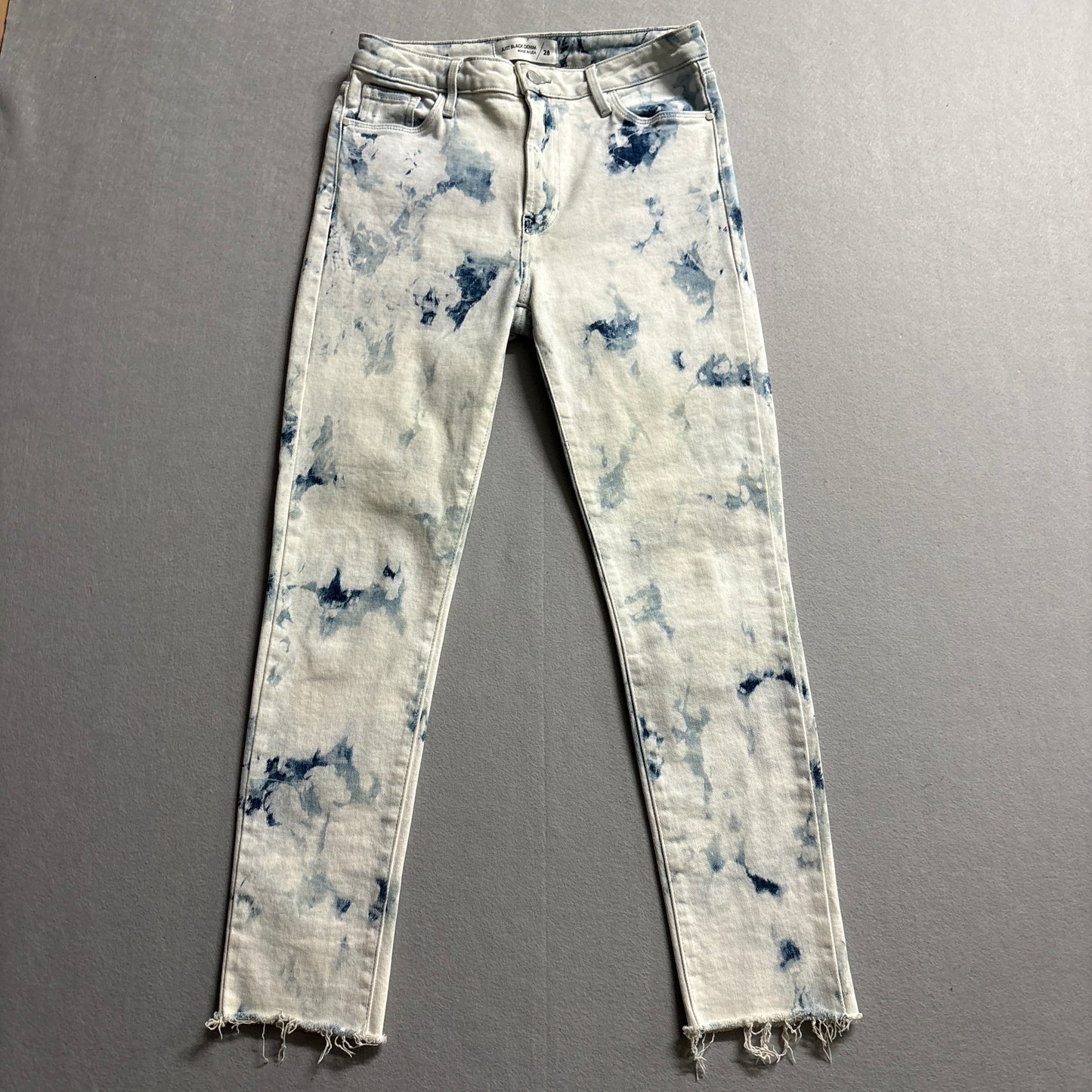 Just Black Denim Tie Dye Skinny Jeans Tag 28 Fits Like 25x27 Raw Hem USA