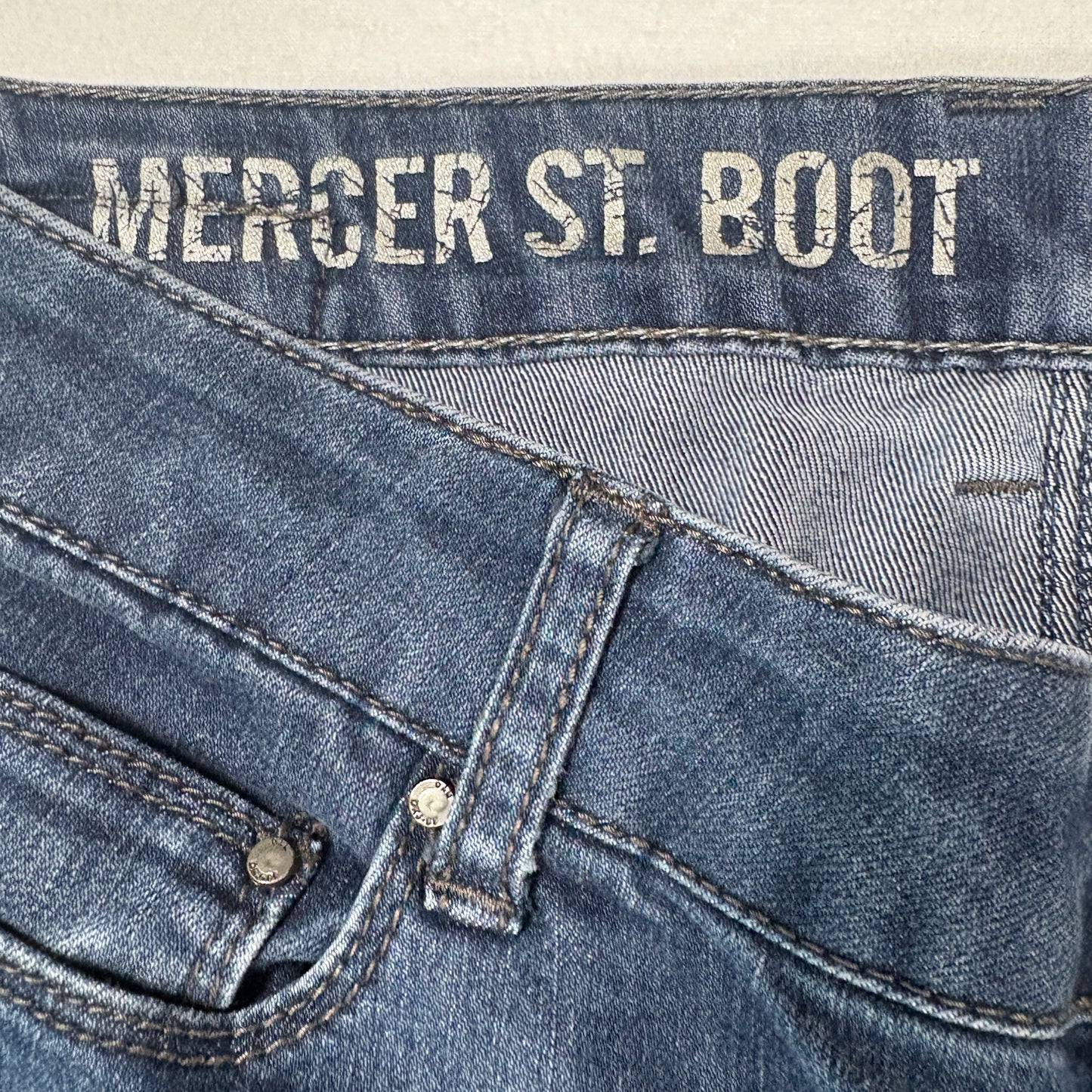 DKNY Womens Jeans Size 6 Mercer St Bootcut Dark Wash Denim Y2K Vintage 90s