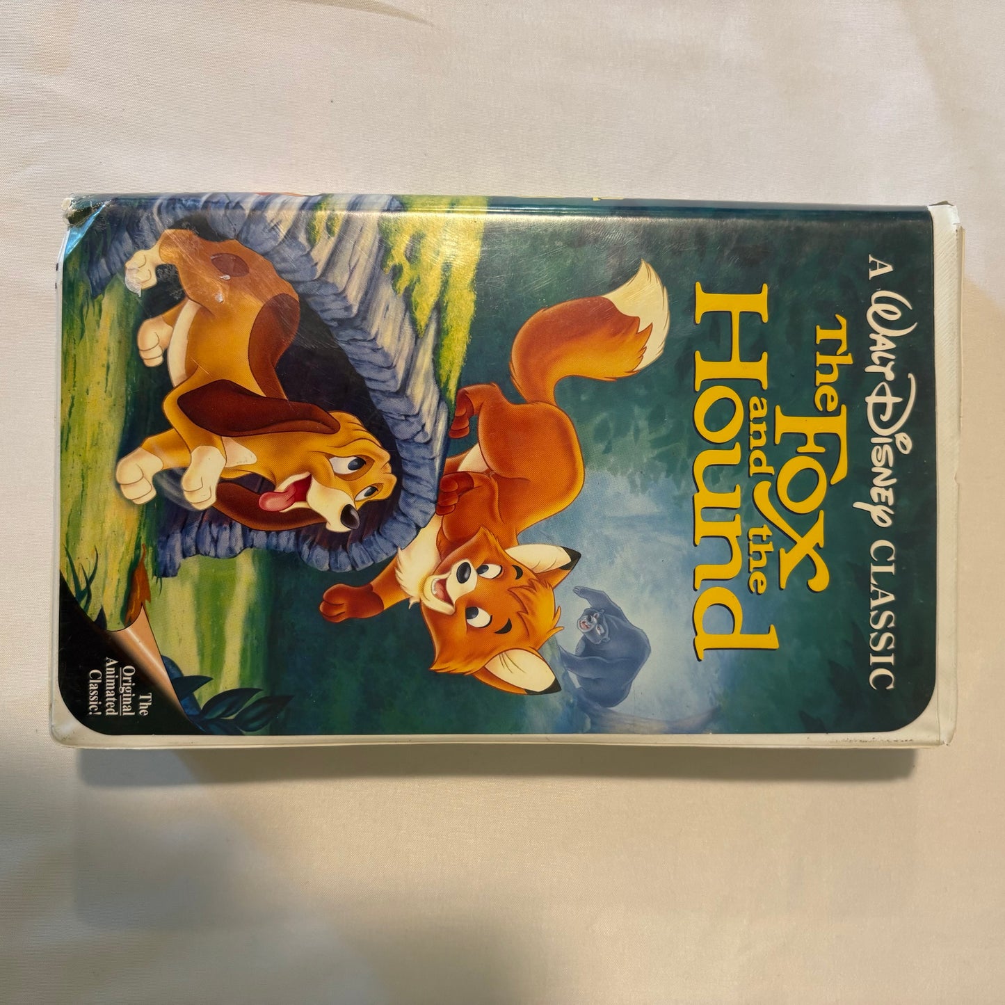 Disney The Fox and the Hound VHS 1994 Black Diamond Classic White Clamshell Case