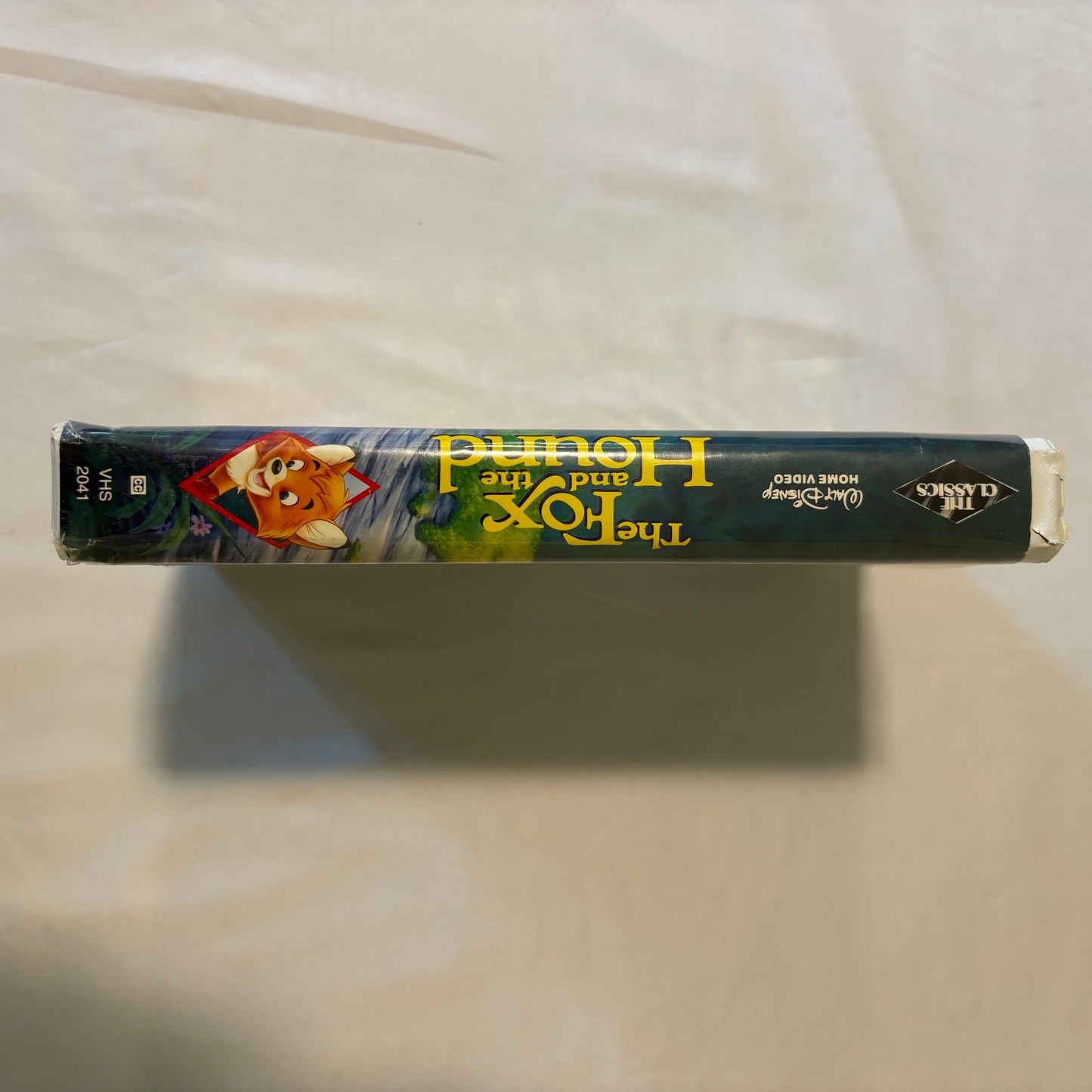 Disney The Fox and the Hound VHS 1994 Black Diamond Classic White Clamshell Case