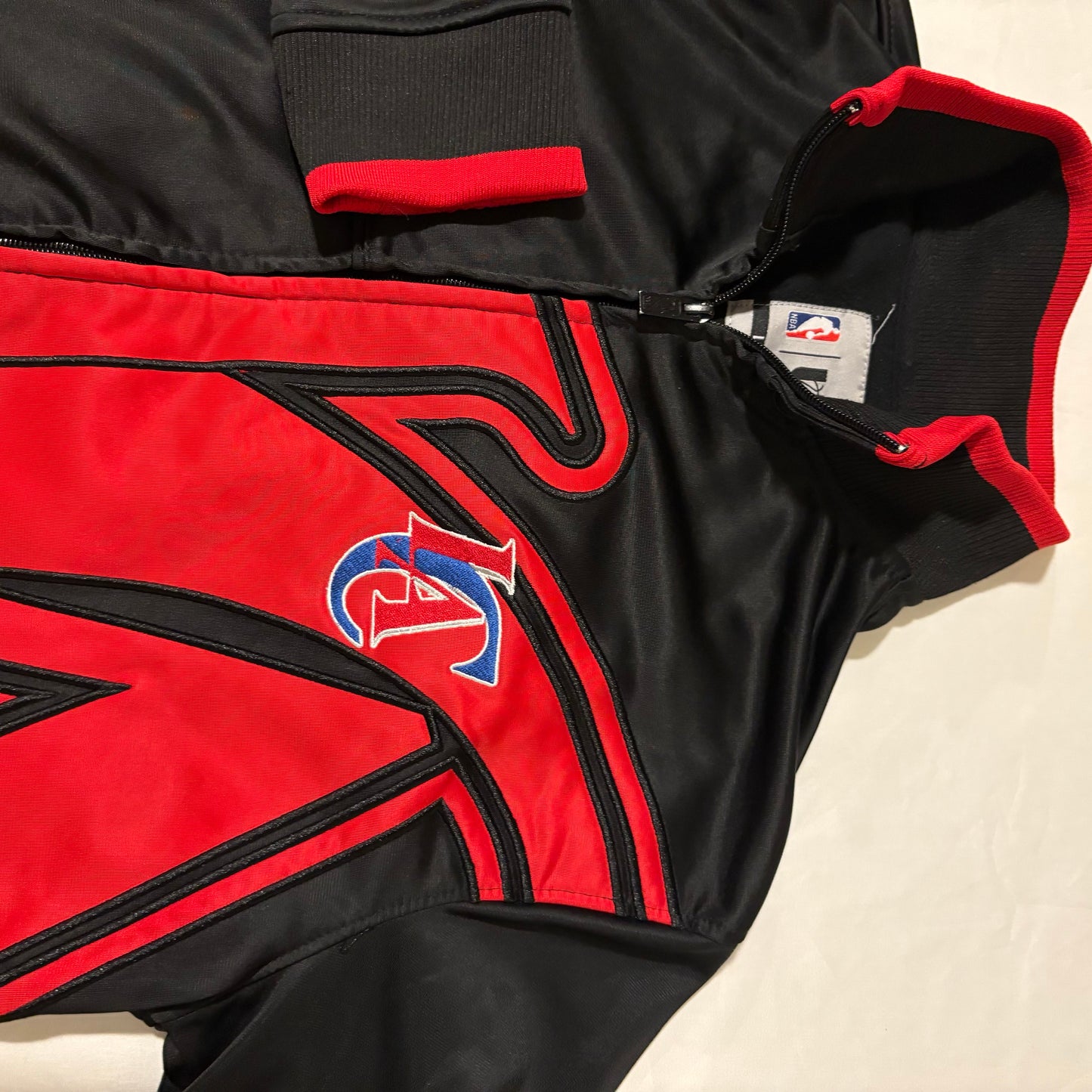 LA Clippers NBA Black Red Track Jacket Men’s Large Zip-Up Logo 29" Length