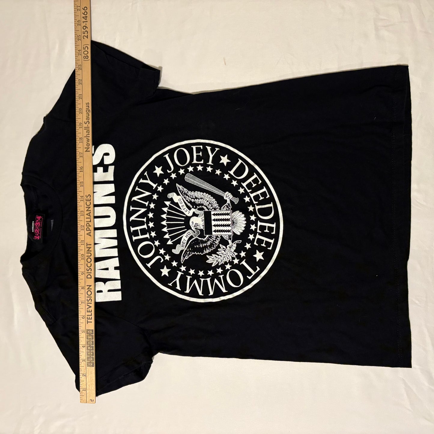 Ramones 1-2-3-4 Punk Rock Band Tee Shirt Black Small Joey Johnny DeeDee Tommy