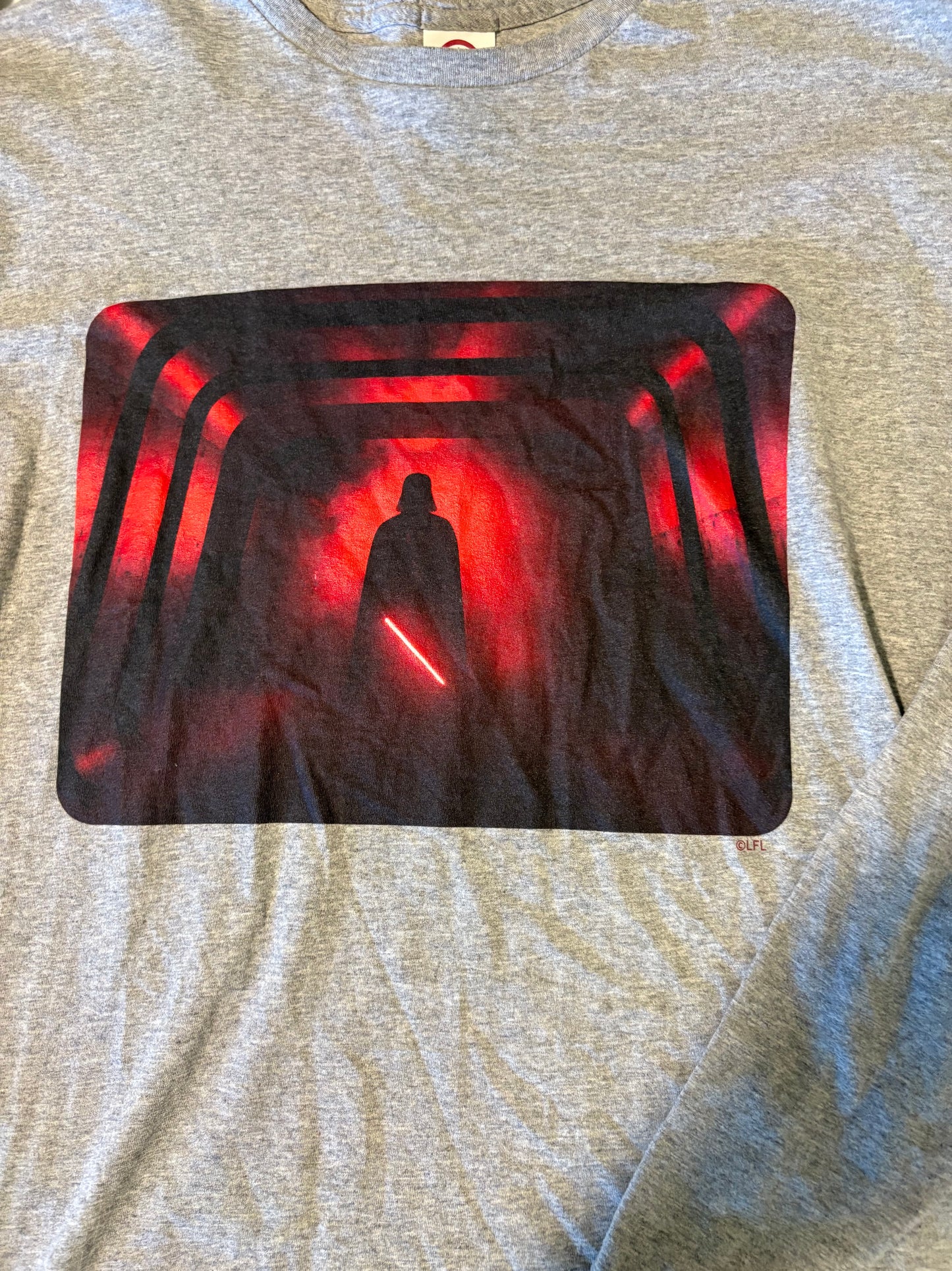 Star Wars Darth Vader Red Tunnel Graphic Shirt L Delta Soft Long Sleeve Gray Tee