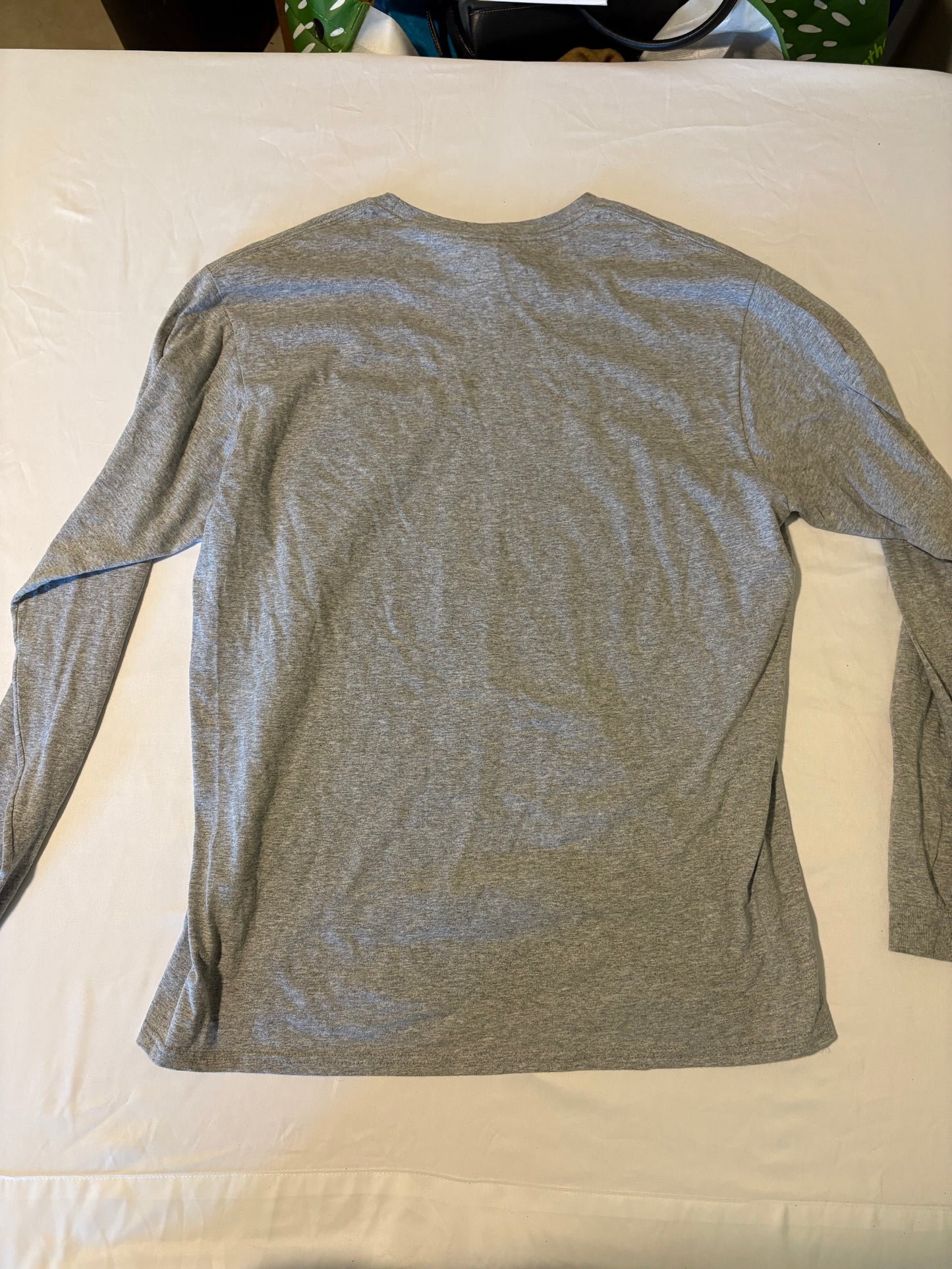 Star Wars Darth Vader Red Tunnel Graphic Shirt L Delta Soft Long Sleeve Gray Tee