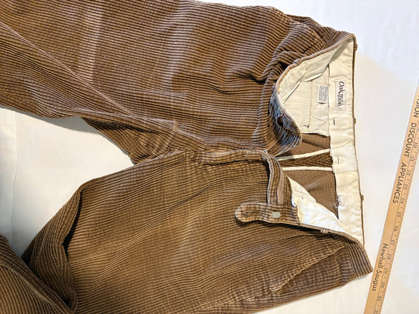 Vintage OakTree Brown Corduroy Pants Men’s 32x30 High Waist Wide Wale Retro 90s