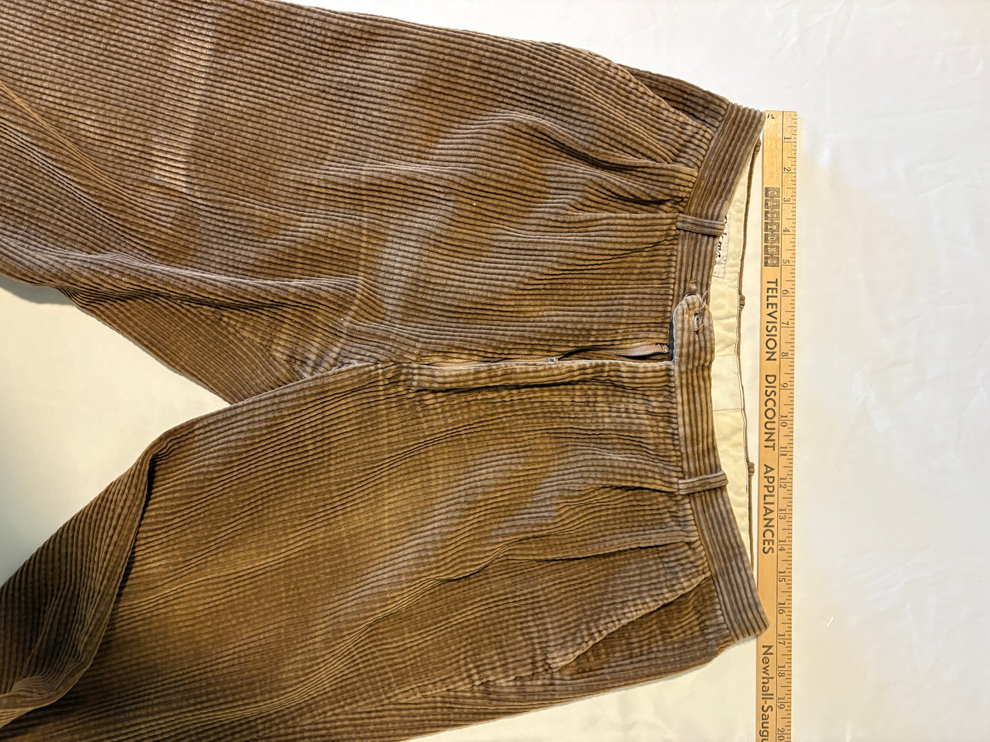 Vintage OakTree Brown Corduroy Pants Men’s 32x30 High Waist Wide Wale Retro 90s