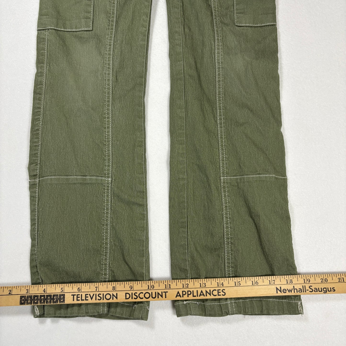 VIP Jeans Womens Green Cargo Pants Size 1 Low Rise Y2K 2000s Utility Stretch