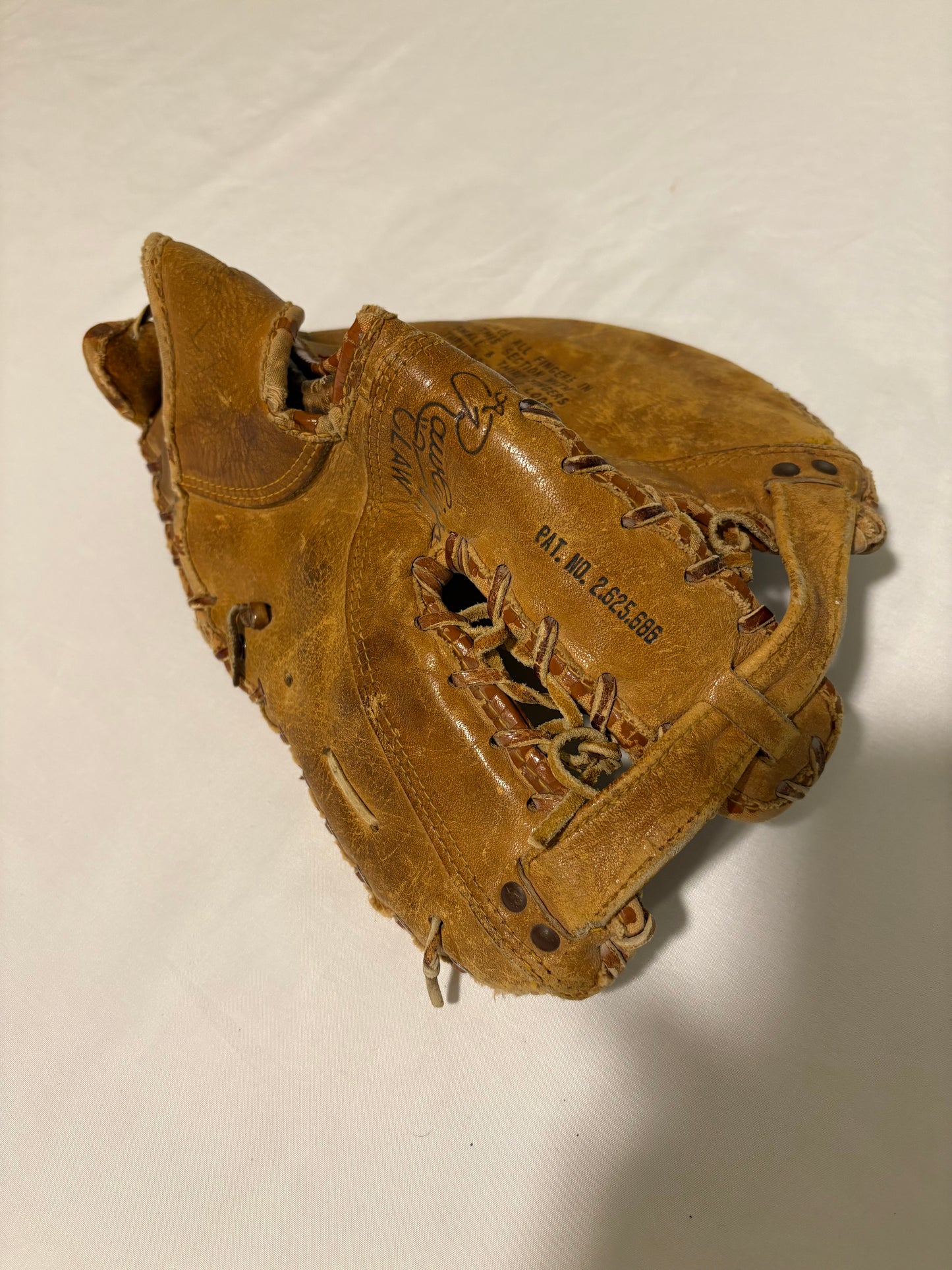 Vintage Rawlings TM‑80 “Claw” Smokey Joe Cunningham Trapper Mitt – 1st Base Glove USA
