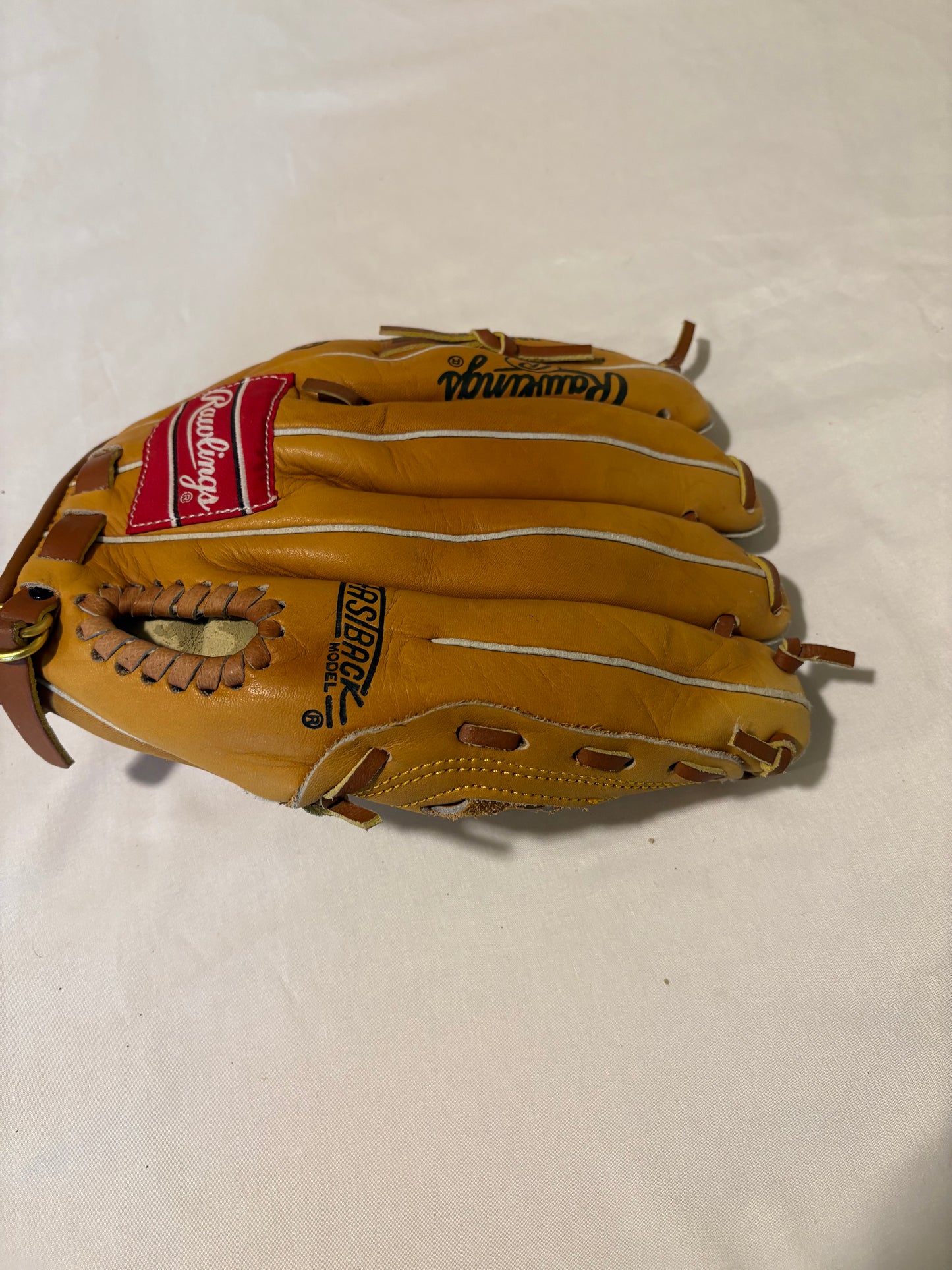 Rawlings RBG80F Fastback 10½″ Youth Baseball Glove – “Mark McGwire” Model, Free Shipping