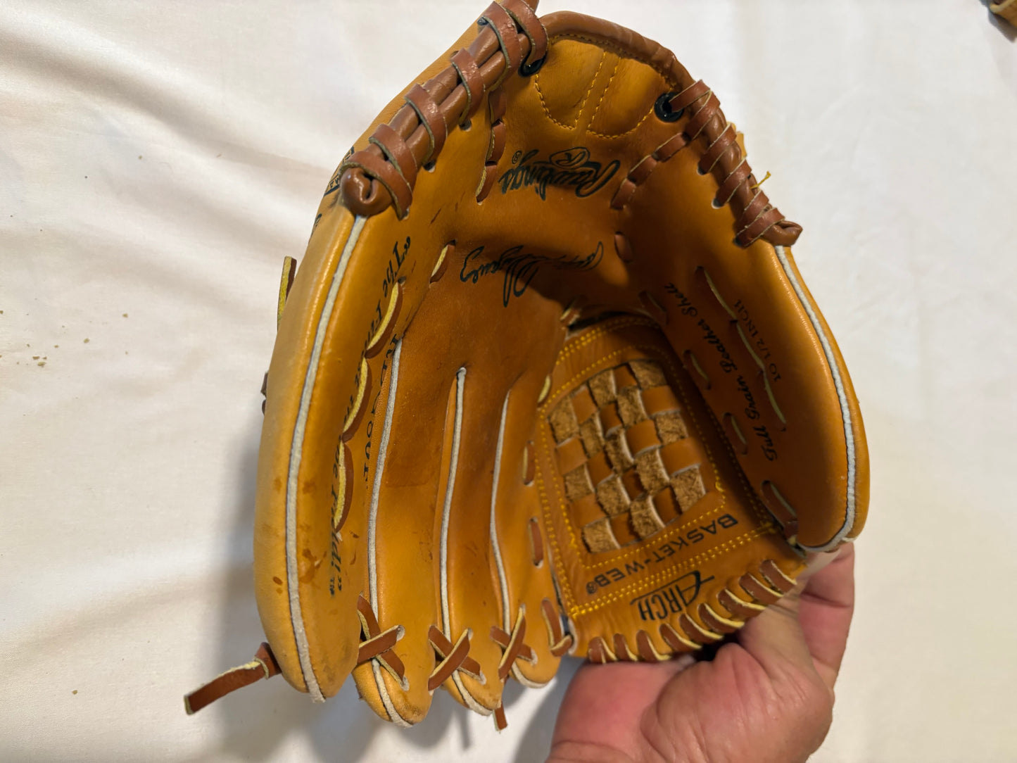 Rawlings RBG80F Fastback 10½″ Youth Baseball Glove – “Mark McGwire” Model, Free Shipping