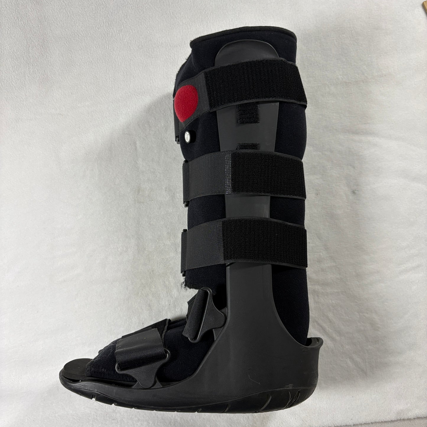Walking Boot Air Cast Fracture Brace XcelTrax DJO Mens M Fits Like