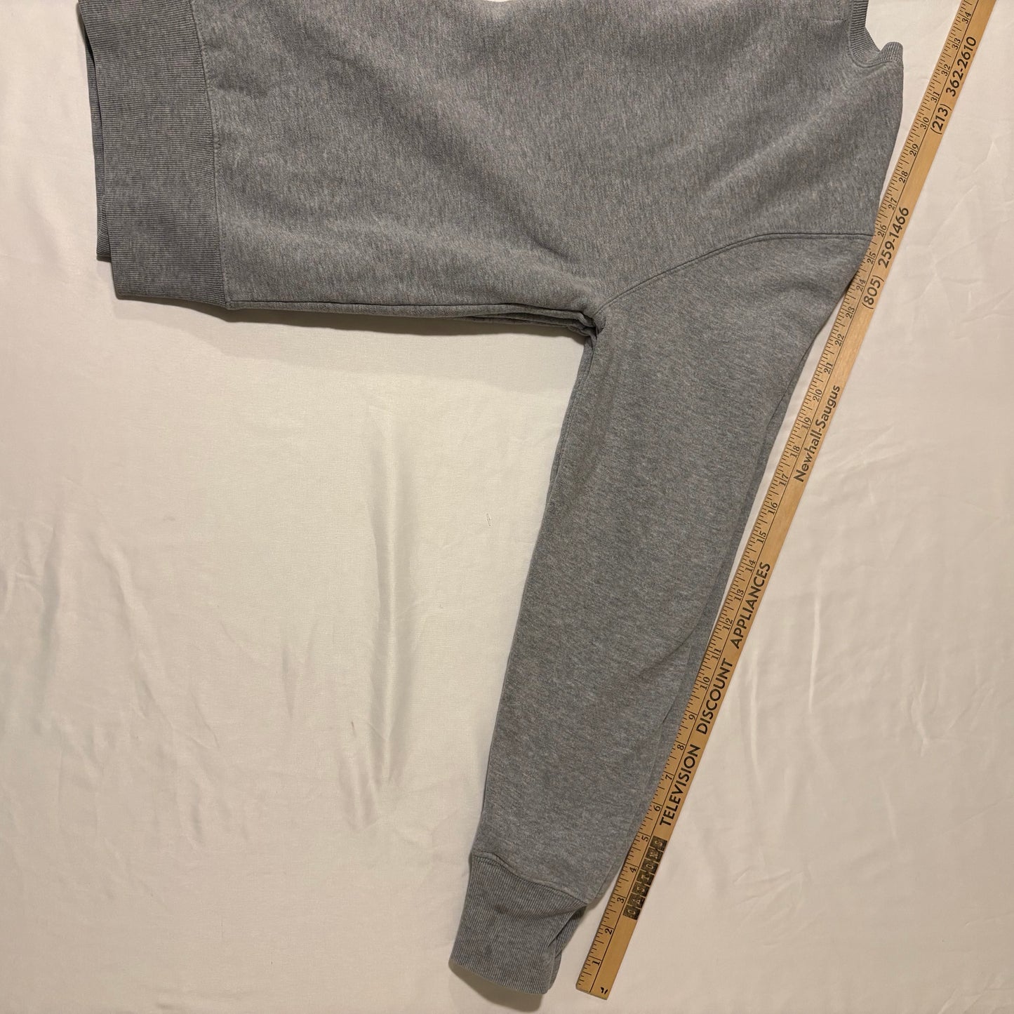 UCLA Bruins Crewneck Sweatshirt Gray Size S ’47 Brand NCAA Pullover Sweater