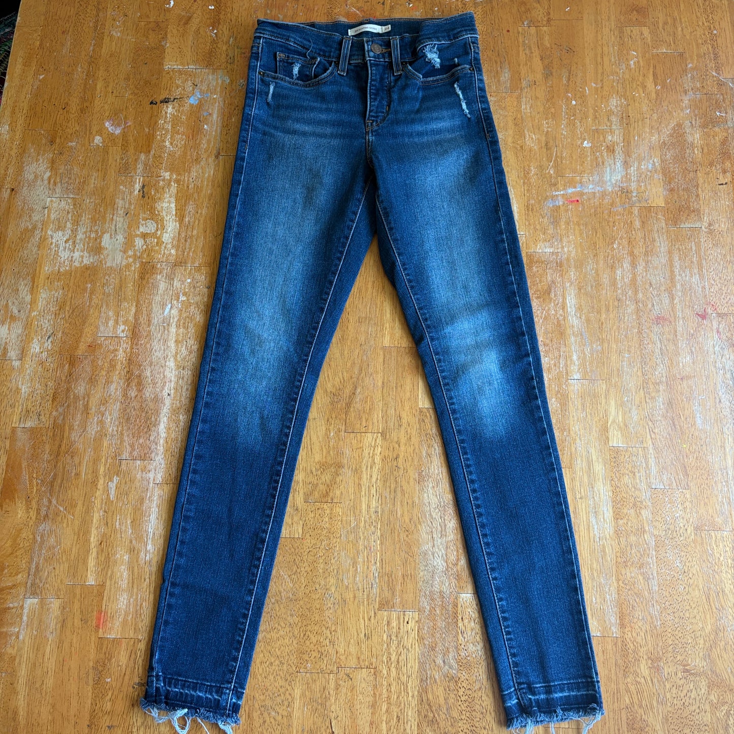 Levis 311 Skinny Jeans Womens 24x30 Fits Like 25X28 Dark Wash Distressed Raw Hem