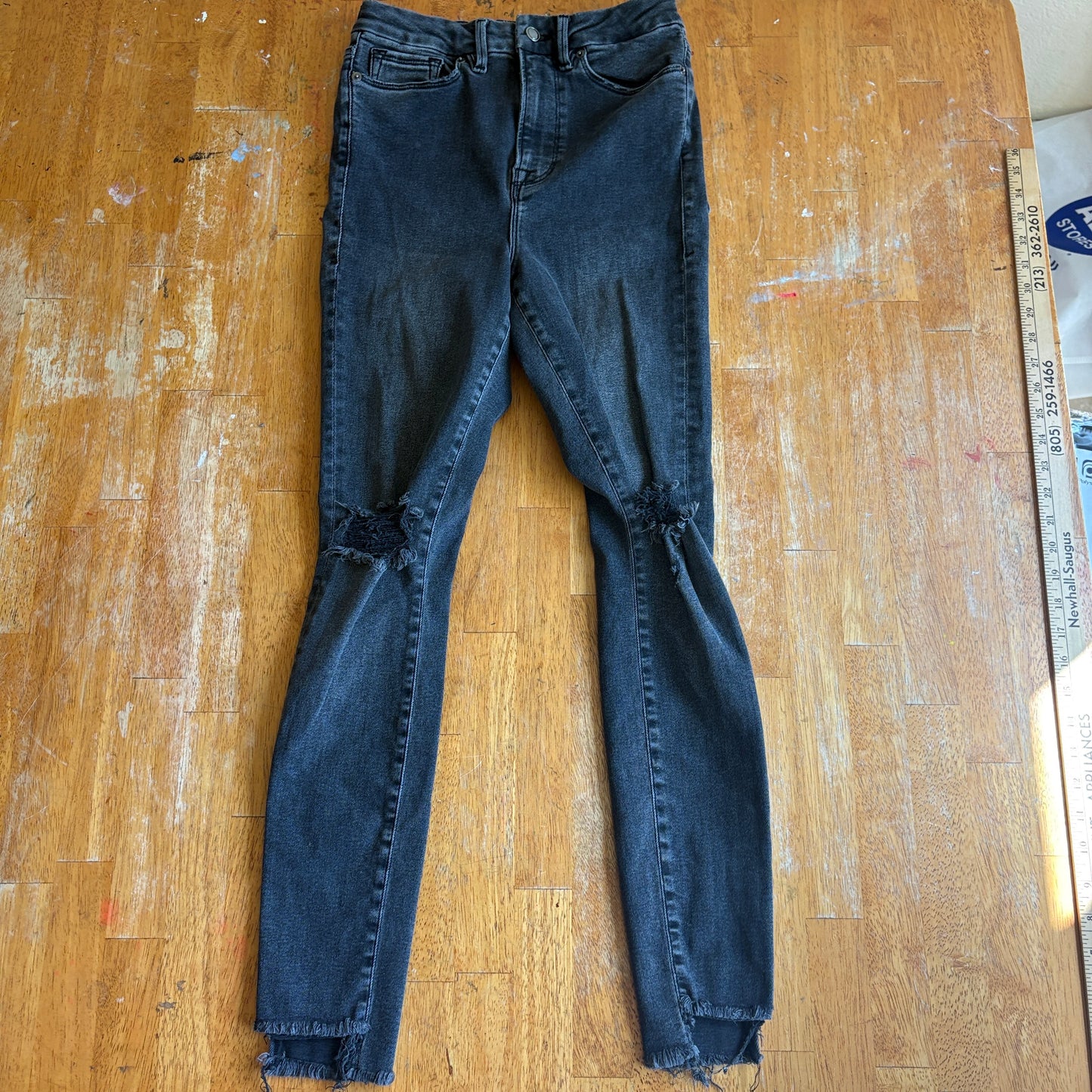 Good American Skinny Jeans Size 8 Fits Like 25X27 Black Distressed Raw Hem Step