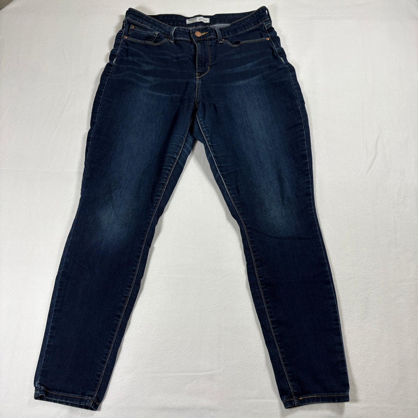 Signature Levi Strauss Jeans Womens 12M Mid Rise Skinny Stretch Blue Denim
