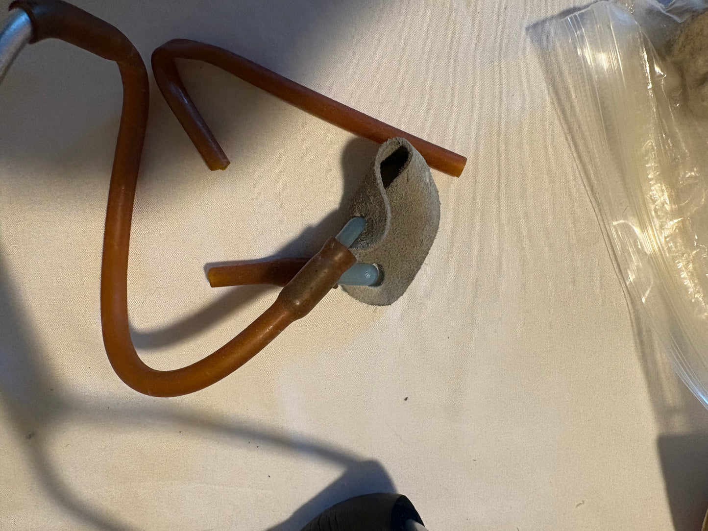 Vintage Saunders Wrist Rocket Hunting Sling with Ammo & Box Slingshot USA