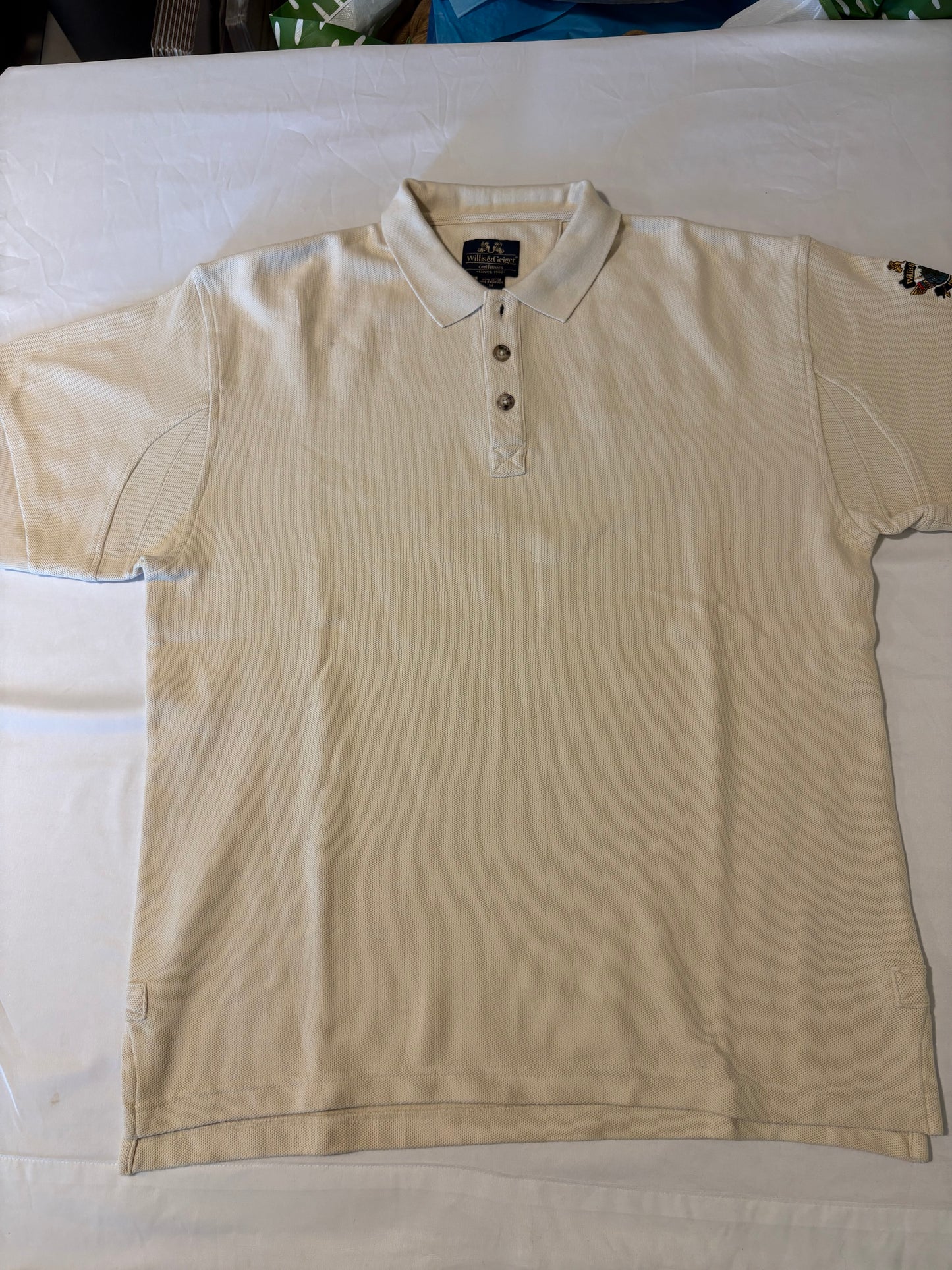 Willis & Geiger Mens M Polo Shirt Cream Embroidered Crest 100% Cotton Hong Kong