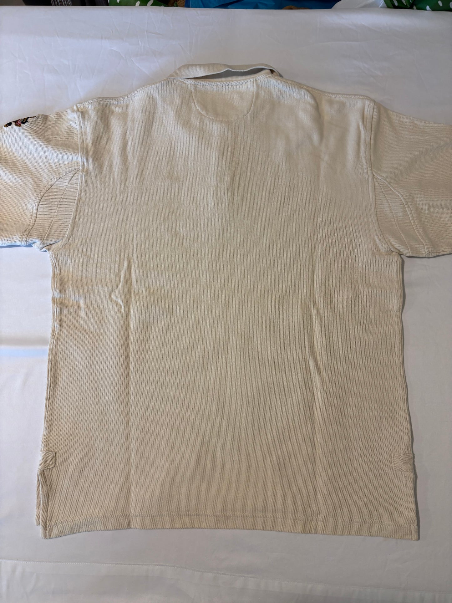 Willis & Geiger Mens M Polo Shirt Cream Embroidered Crest 100% Cotton Hong Kong